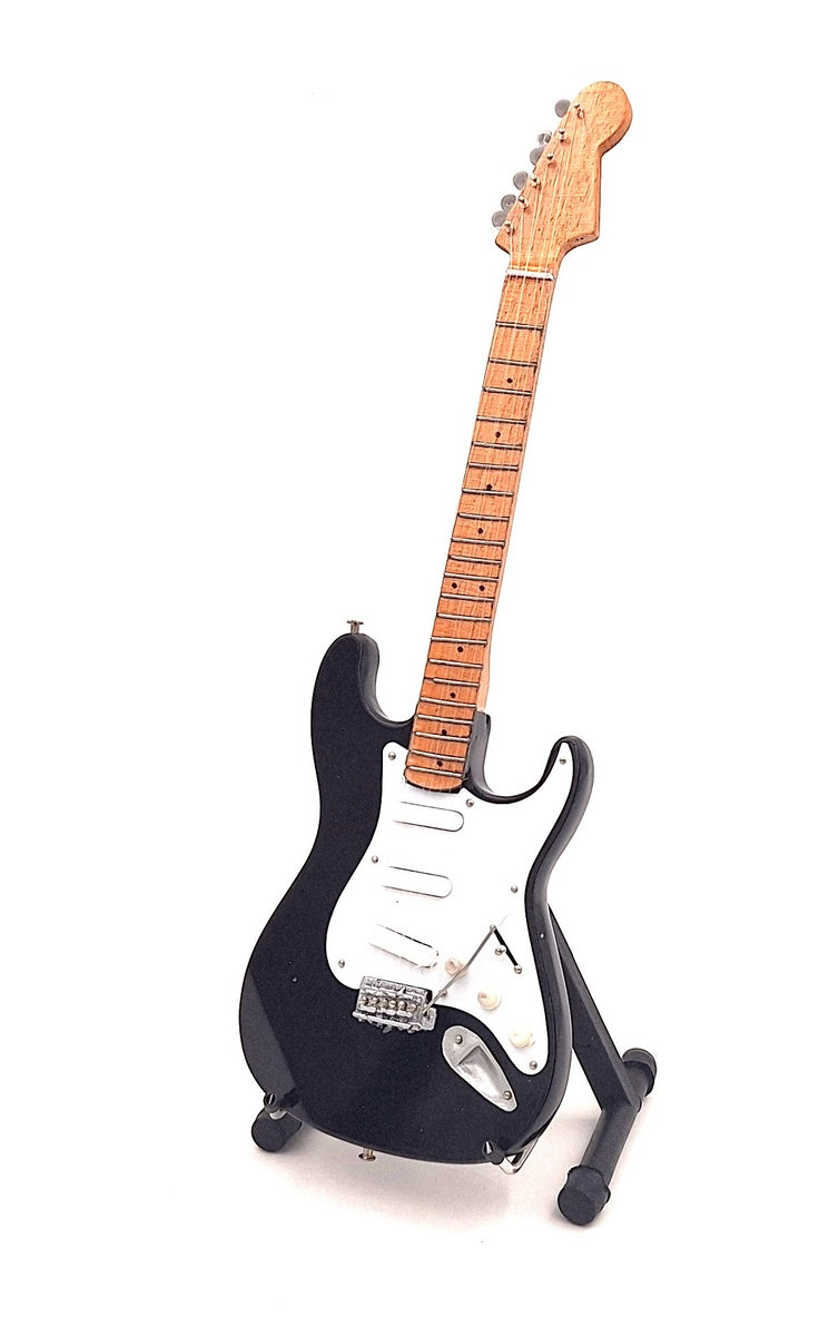 Kurt Cobain ihlette mini gitár, személyre szabható gravírozással, kézzel készült mahagóni fából, fekete/fehér, magasság 27,5 cm