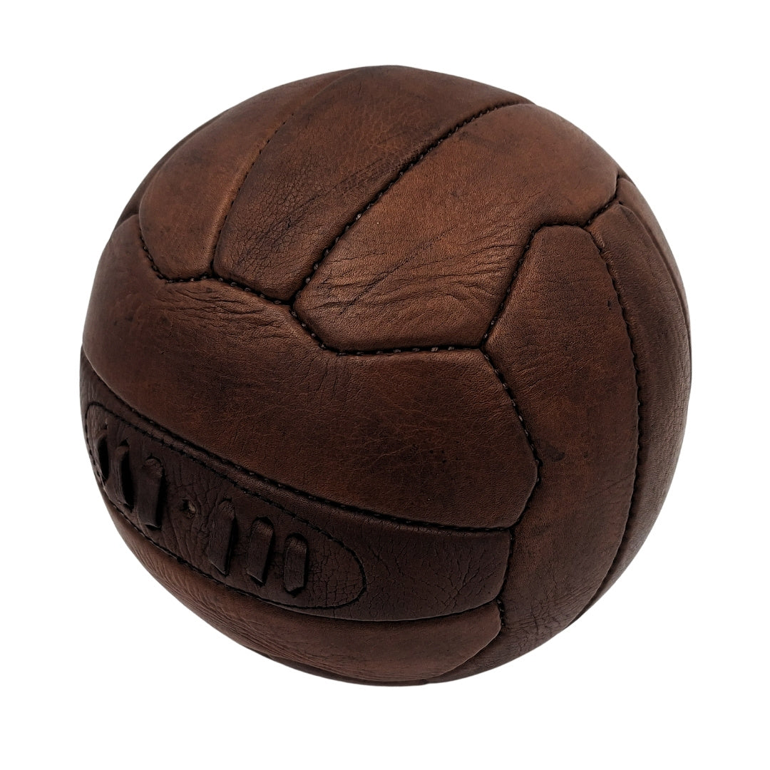 MT2017 retro vintage bőrlabda személyre szabható gravírozási lehetőséggel, barna, ideális ajándék futballrajongónak vagy edzőnek, vintage stílusú dekoráció, természetes bőr, méretek: 20,5 x 20,5 cm