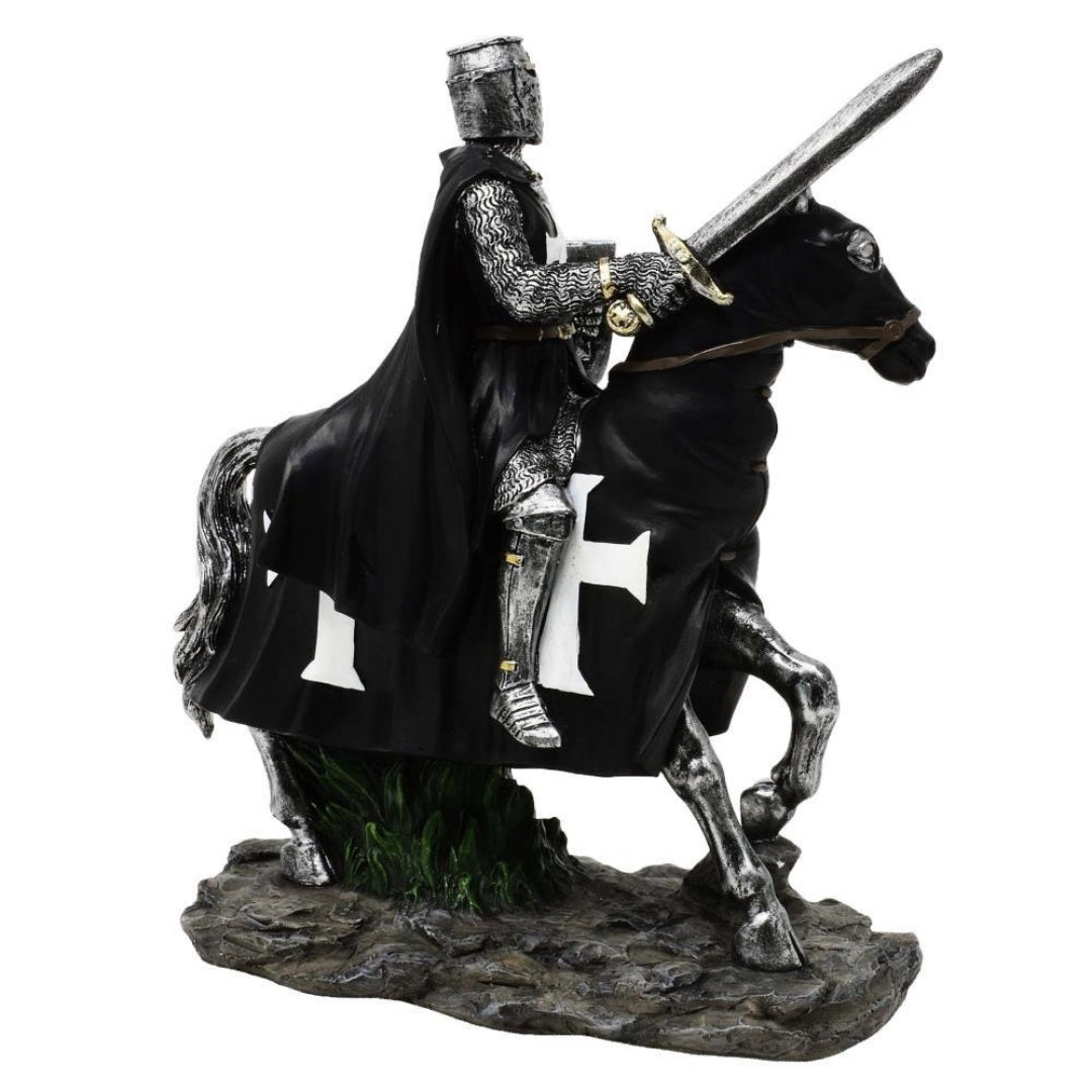 Figurka Dekoracyjna Rycerz na Koniu 22 cm z Możliwością Personalizacji Grawerem - Elegancka Polyresinowa Dekoracja na Prezent dla Miłośników Historii i Średniowiecza
