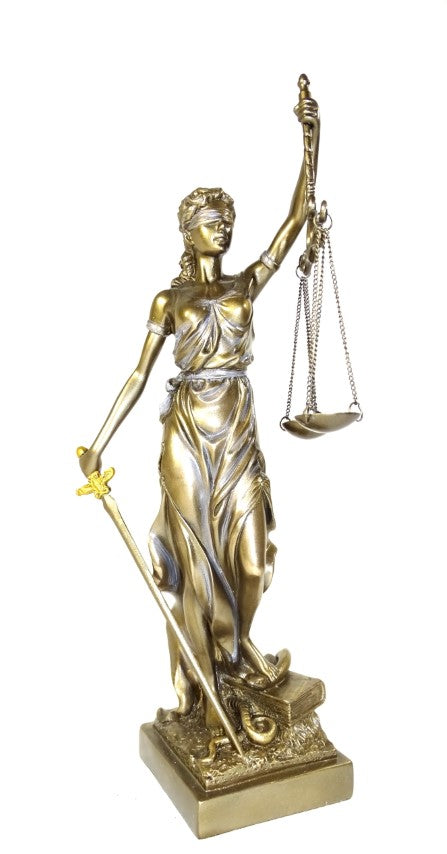 35 cm-es Themisz-figura személyre szabható gravírozási lehetőséggel - elegáns ajándék ügyvédnek, bírónak vagy jogtanácsosnak, arany színű, antikolt felületű polyresinből készült