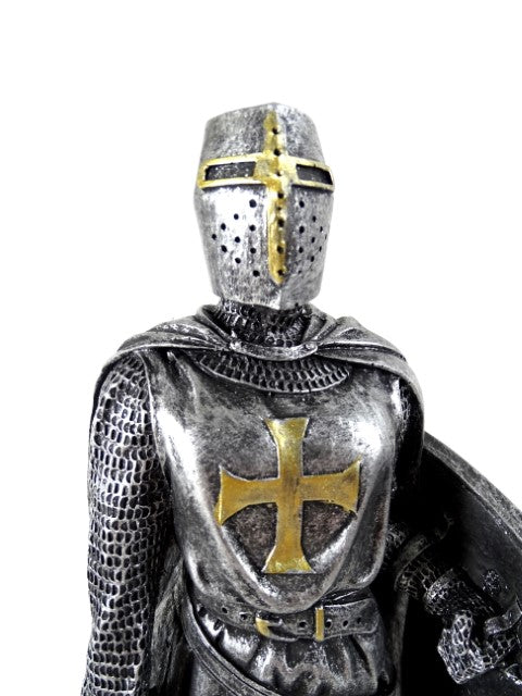 Keresztes lovag figura 30cm gravírozással