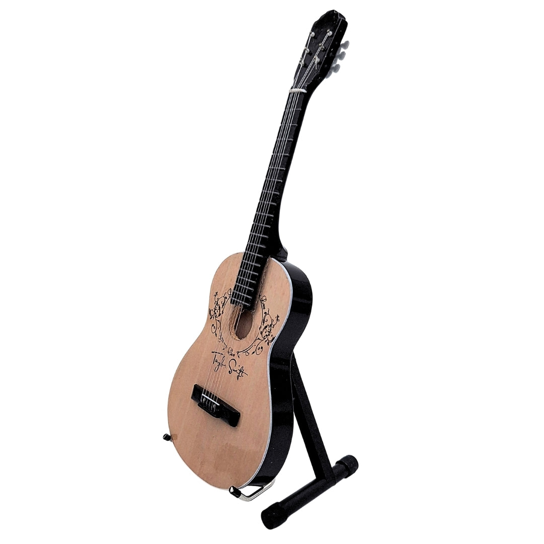 Taylor Swift MGT-8938 mini gitár gravírozással