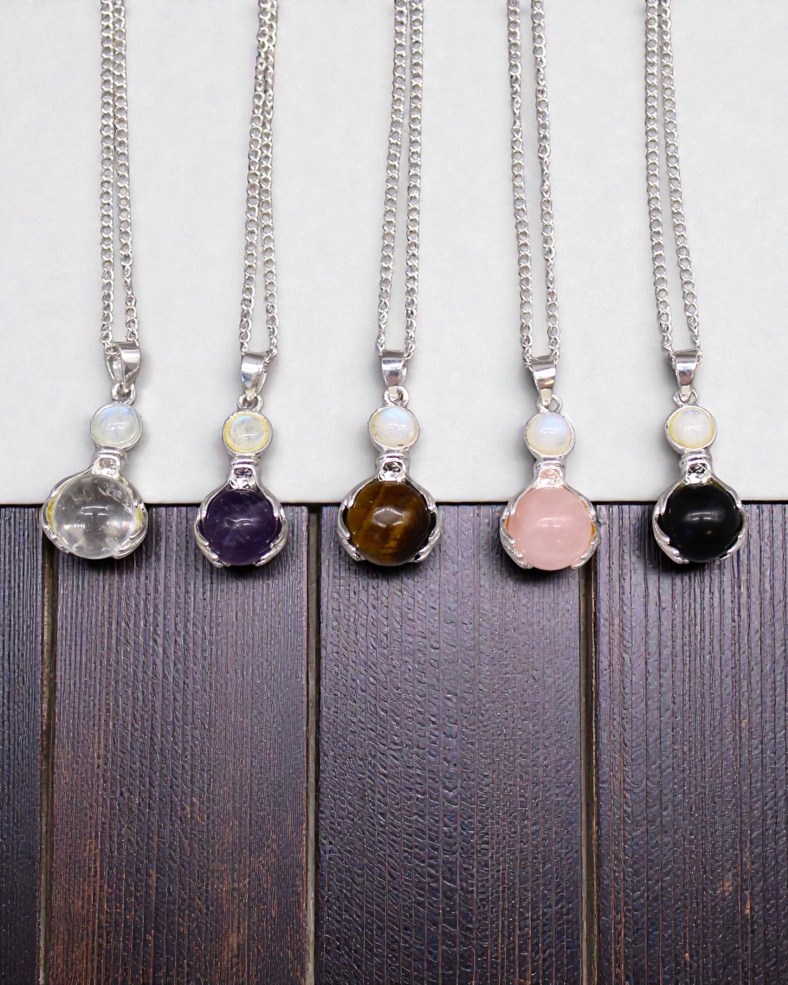 Ametiszt kezek – ametisztből készült gyógyító kezek csüngője