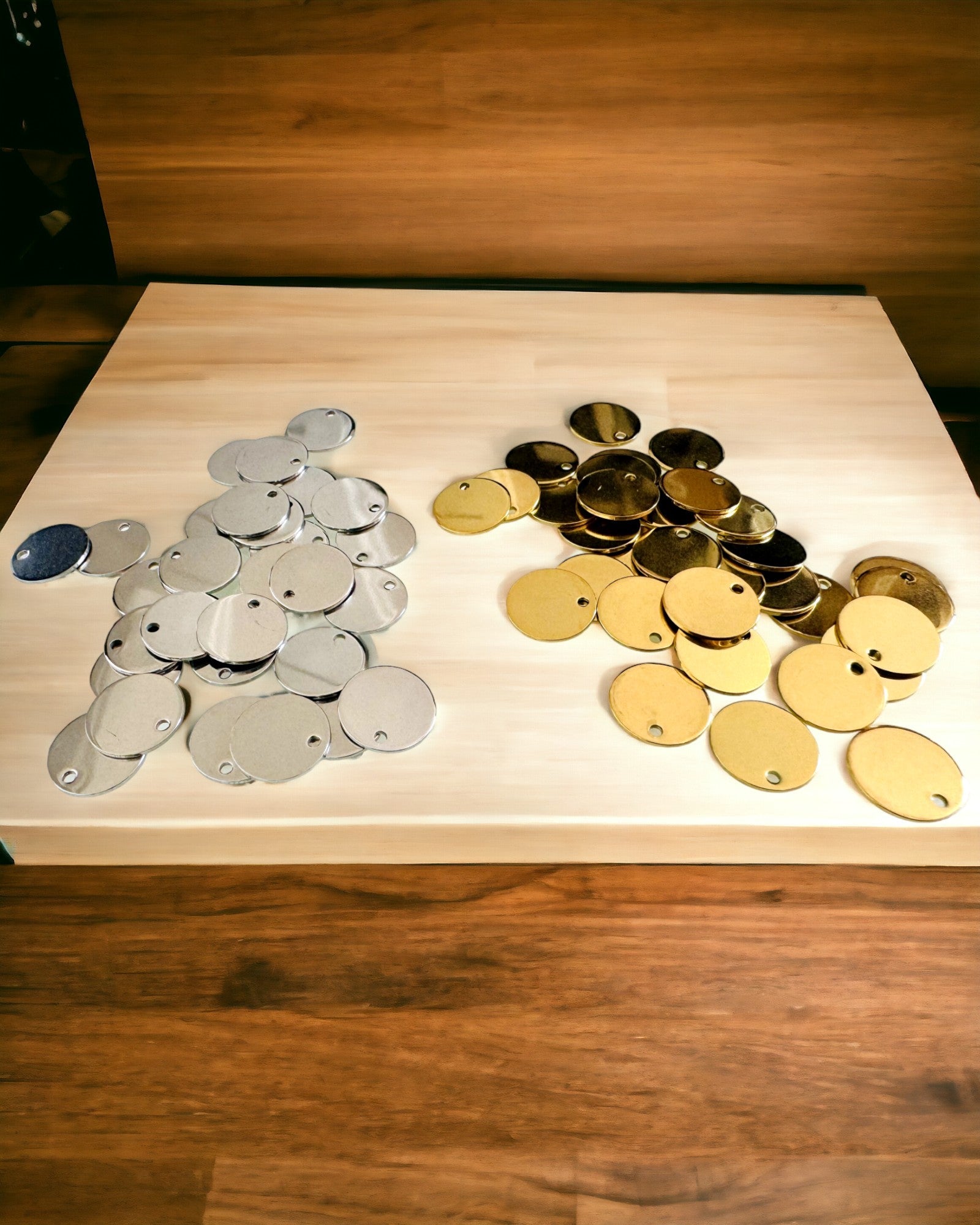 Kerek Rozsdamentes Acél Medál ajándékba, személyre szabható, gravírozható