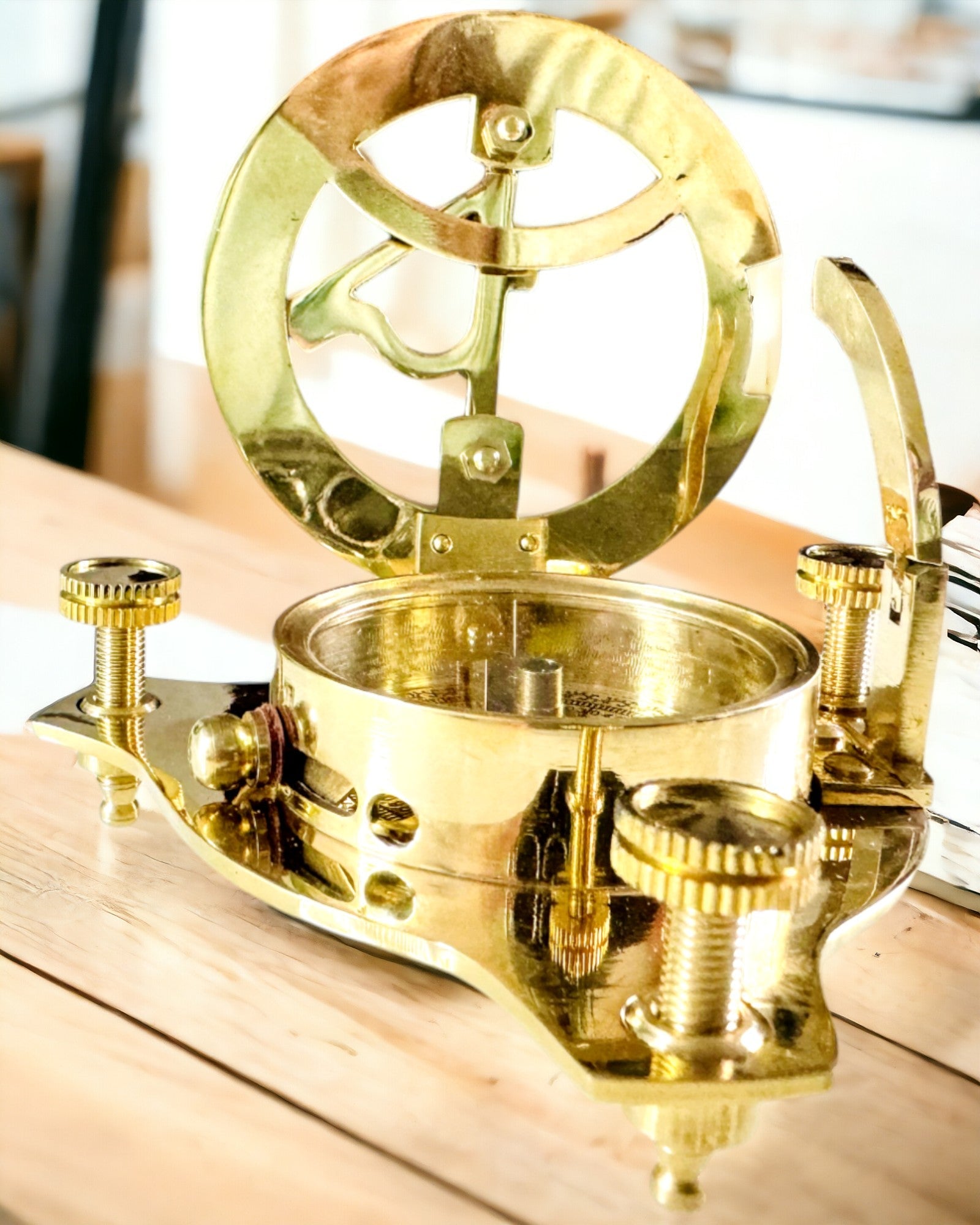 Gravírozható Tengerészeti Iránytű