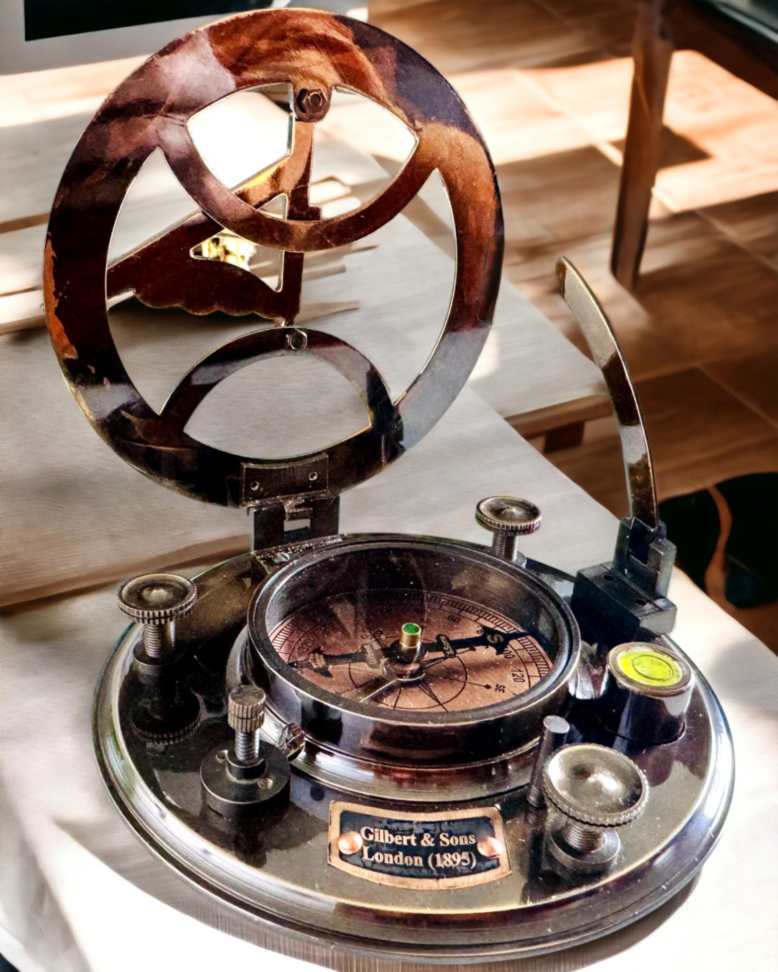 Antik Prémium Navigációs Iránytű Gravírozási Lehetőséggel – Kézzel Készített