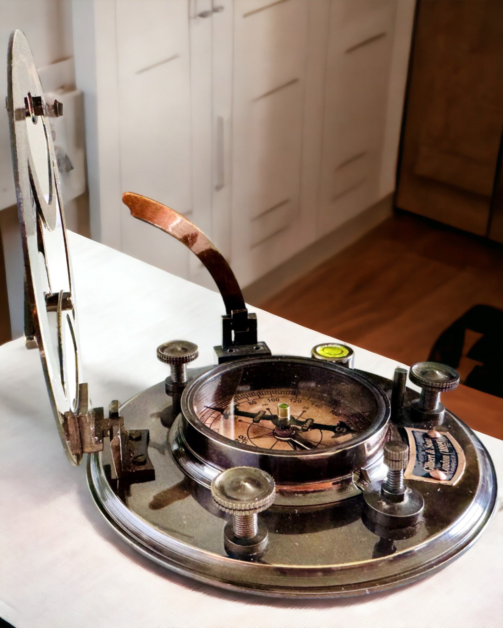 Antik Prémium Navigációs Iránytű Gravírozási Lehetőséggel – Kézzel Készített