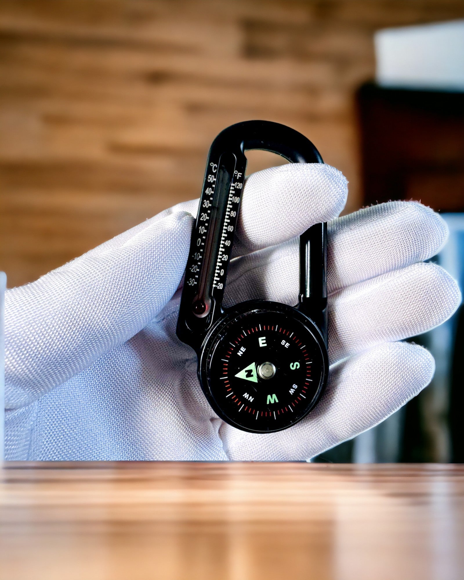 Karabineres iránytű hőmérővel, kulcstartó - gravírozási lehetőség