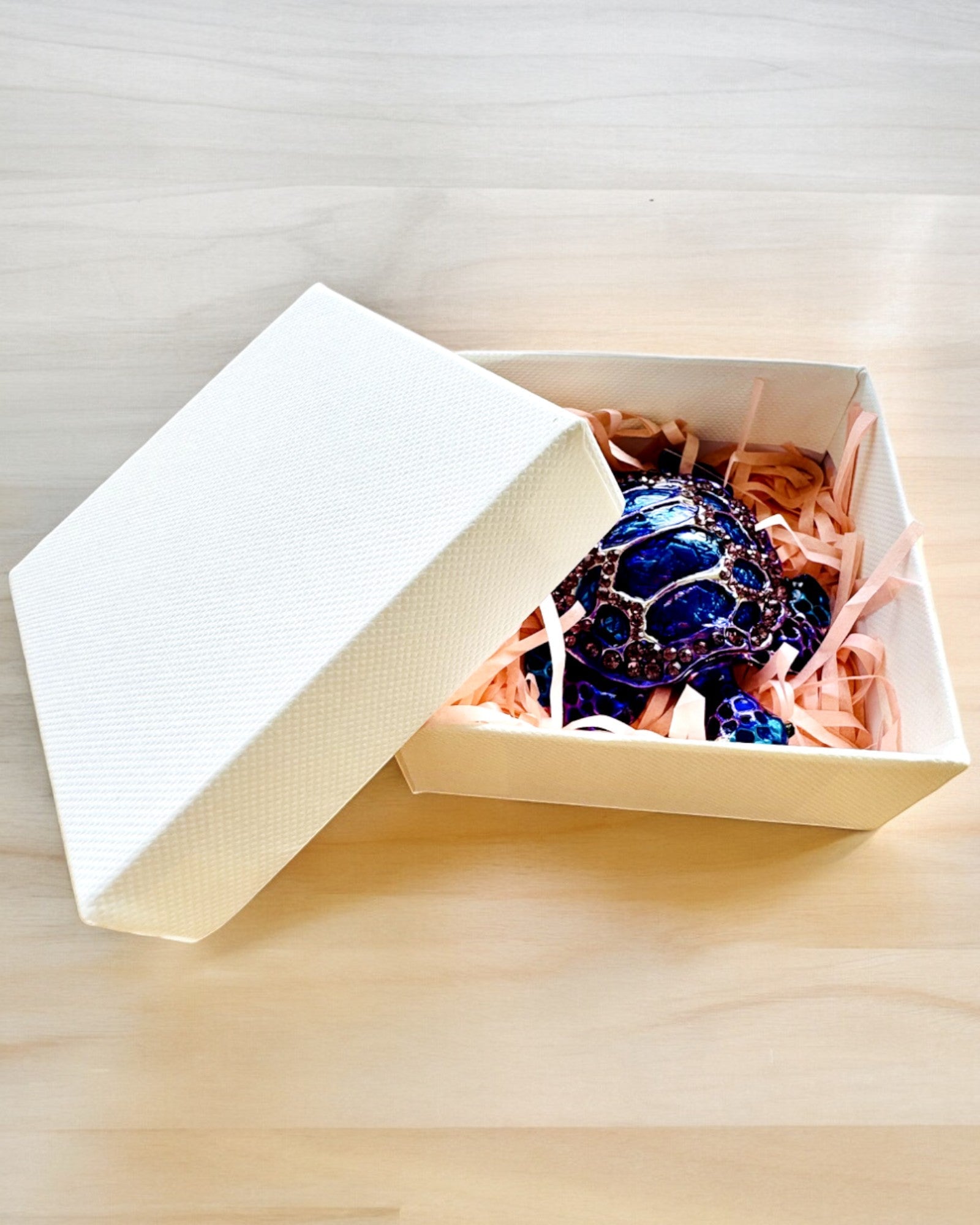 Varázslatos Teknős Kincs - Ékszerdoboz személyre szabható gravírozással, ajándék