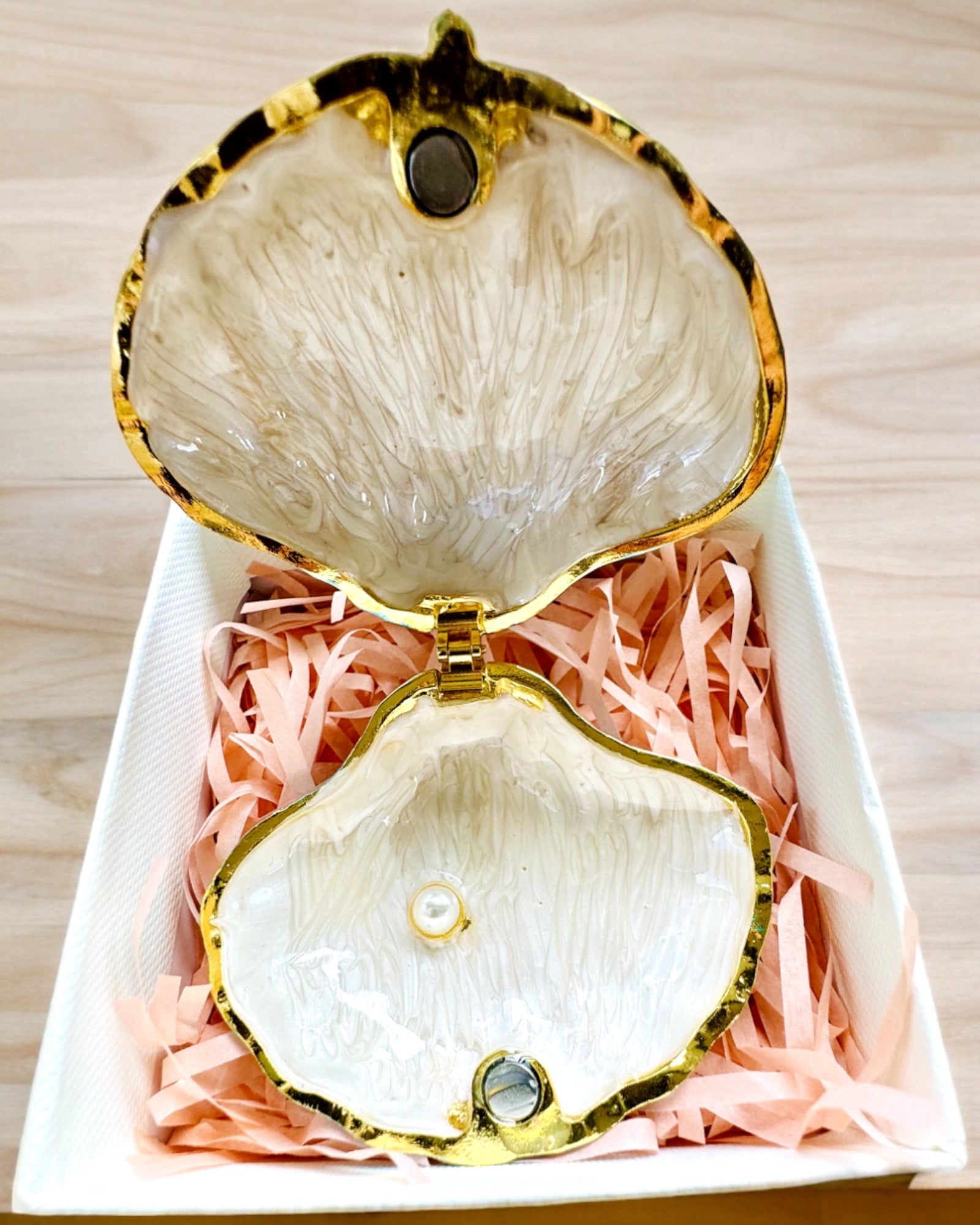 Emlékek Kincstára Kagyló - Ékszerdoboz gravírozással személyre szabható, ajándék