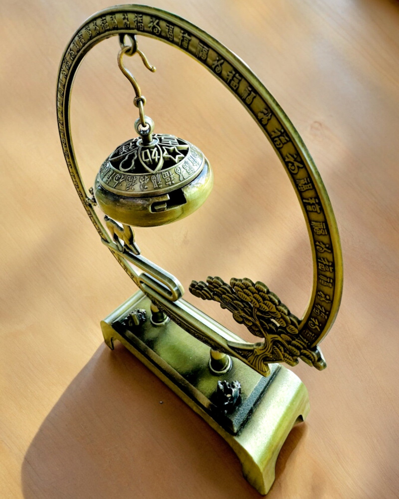 Elegáns Fém Füstölőtartó "Nagy Nyugalom" - személyre szabható gravírozással