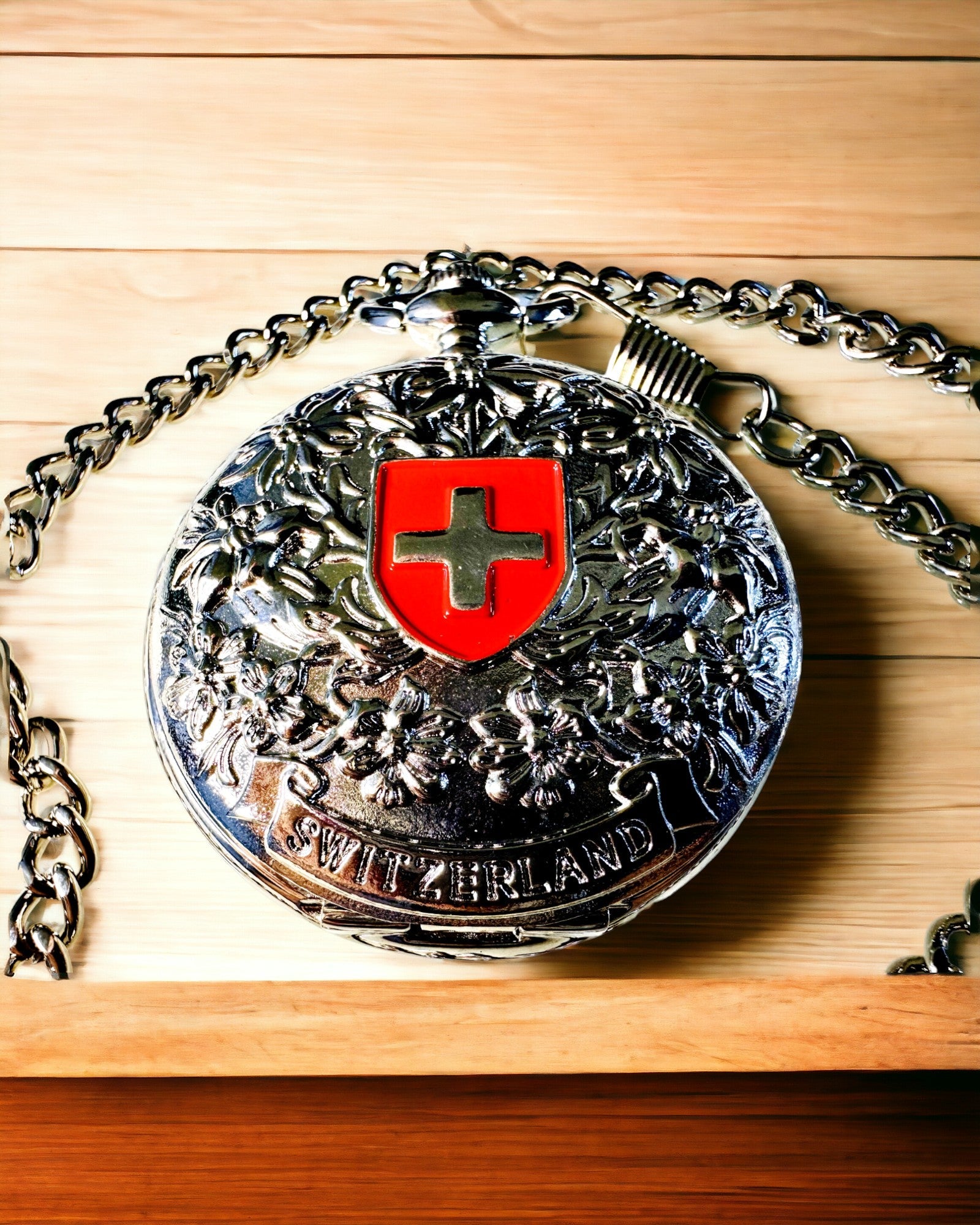 "Heritage Helvetia" Zsebóra Gravírozási Lehetőséggel