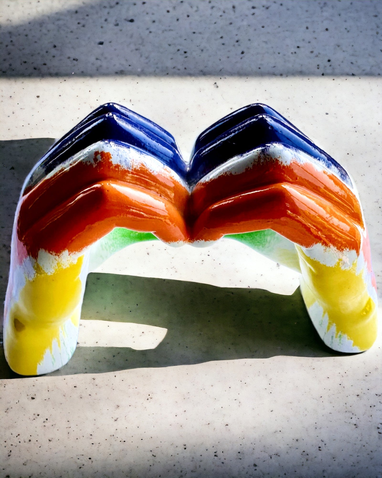 Színes Térbeli Szív - Dekoratív Gyantafigura személyre szabási lehetőséggel, ajándékba