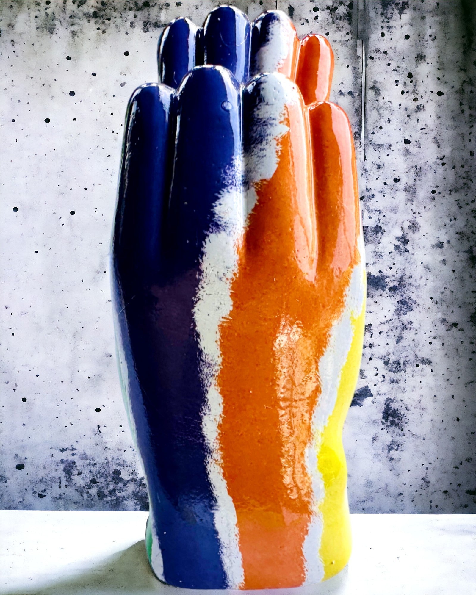 Színes Térbeli Szív - Dekoratív Gyantafigura személyre szabási lehetőséggel, ajándékba