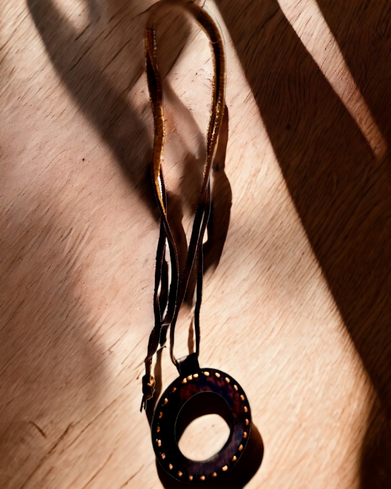 Indiai nagyító Artefakt, bőr, kézzel készített - személyre szabható gravírozással