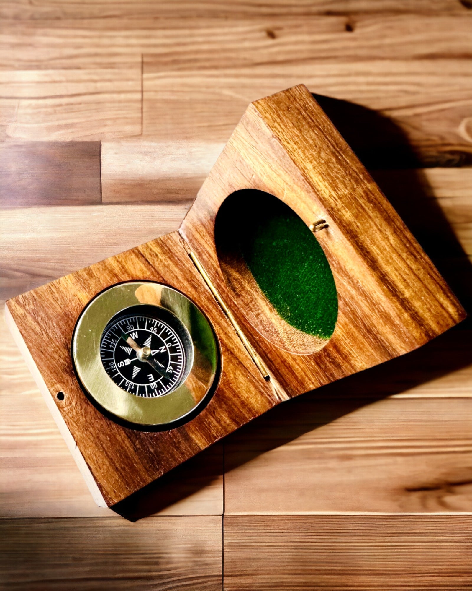 Személyre szabható Rajput Utazó Iránytű - ajándékba