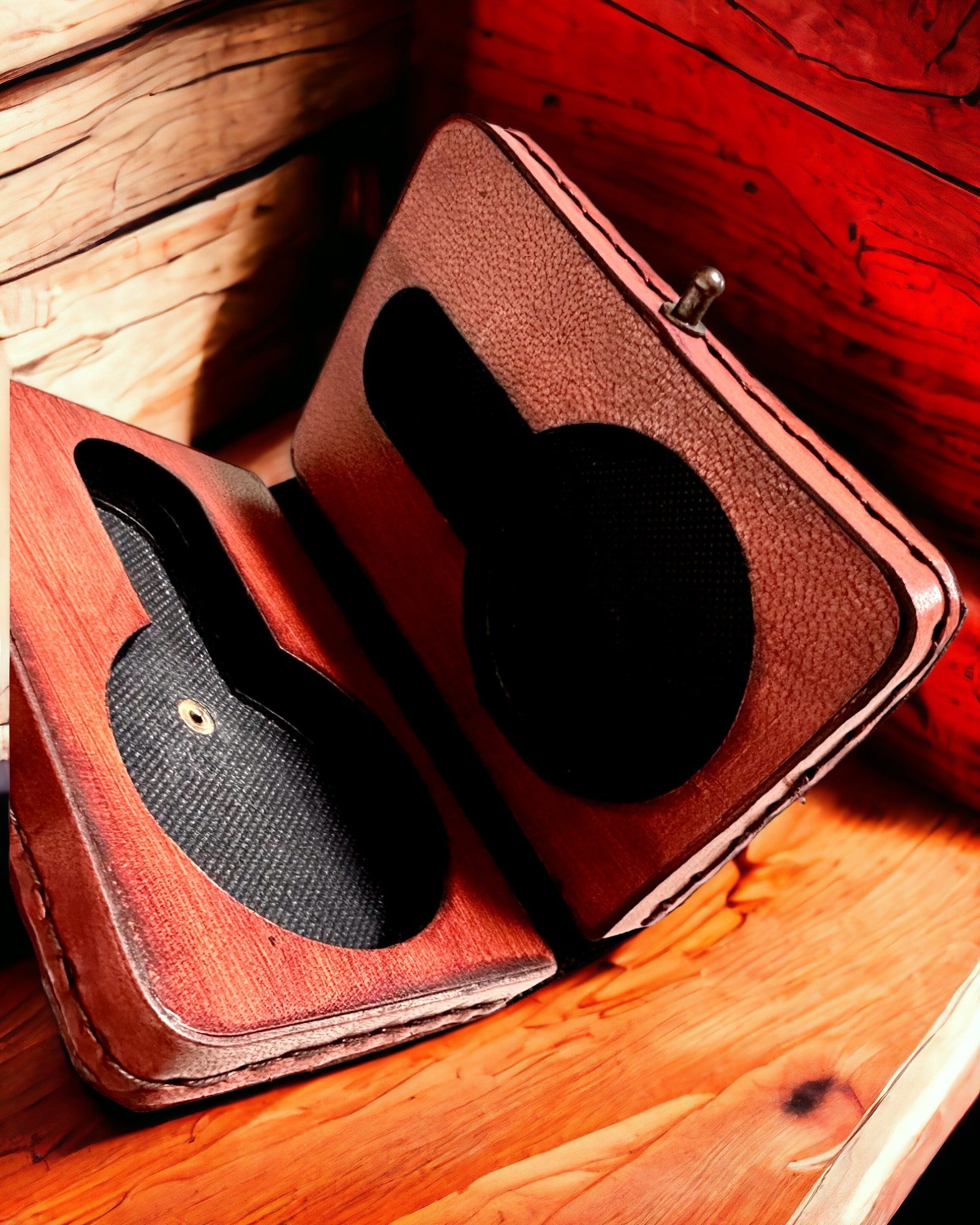 Parancsnoki Tok – kézzel készített tok zsebórához vagy iránytűhöz, személyre szabható