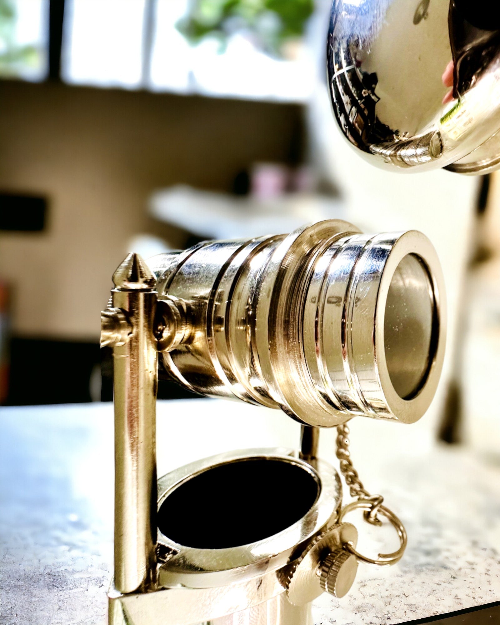 SÉTAPÁLCA TÁMASZTÓFOGANTYÚVAL ÉS TÁVCSŐ FUNKCIÓVAL – ELEGÁNS ÉS DIVATOS, 95 CM - kapitányi "Navigator's Crest"