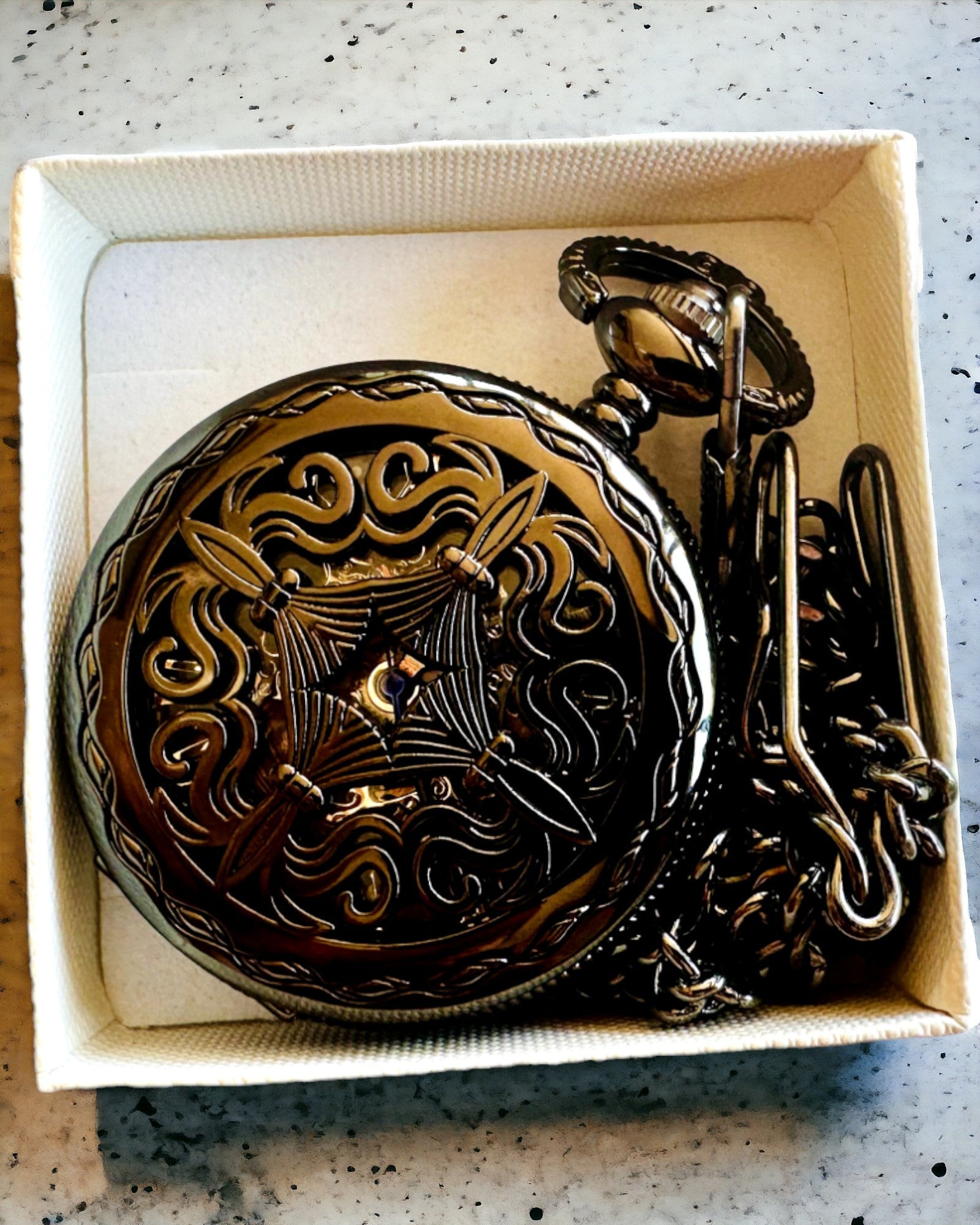 "Czas Mistrzów" Zsebóra - Prémium Kiadás Gravírozási Lehetőséggel