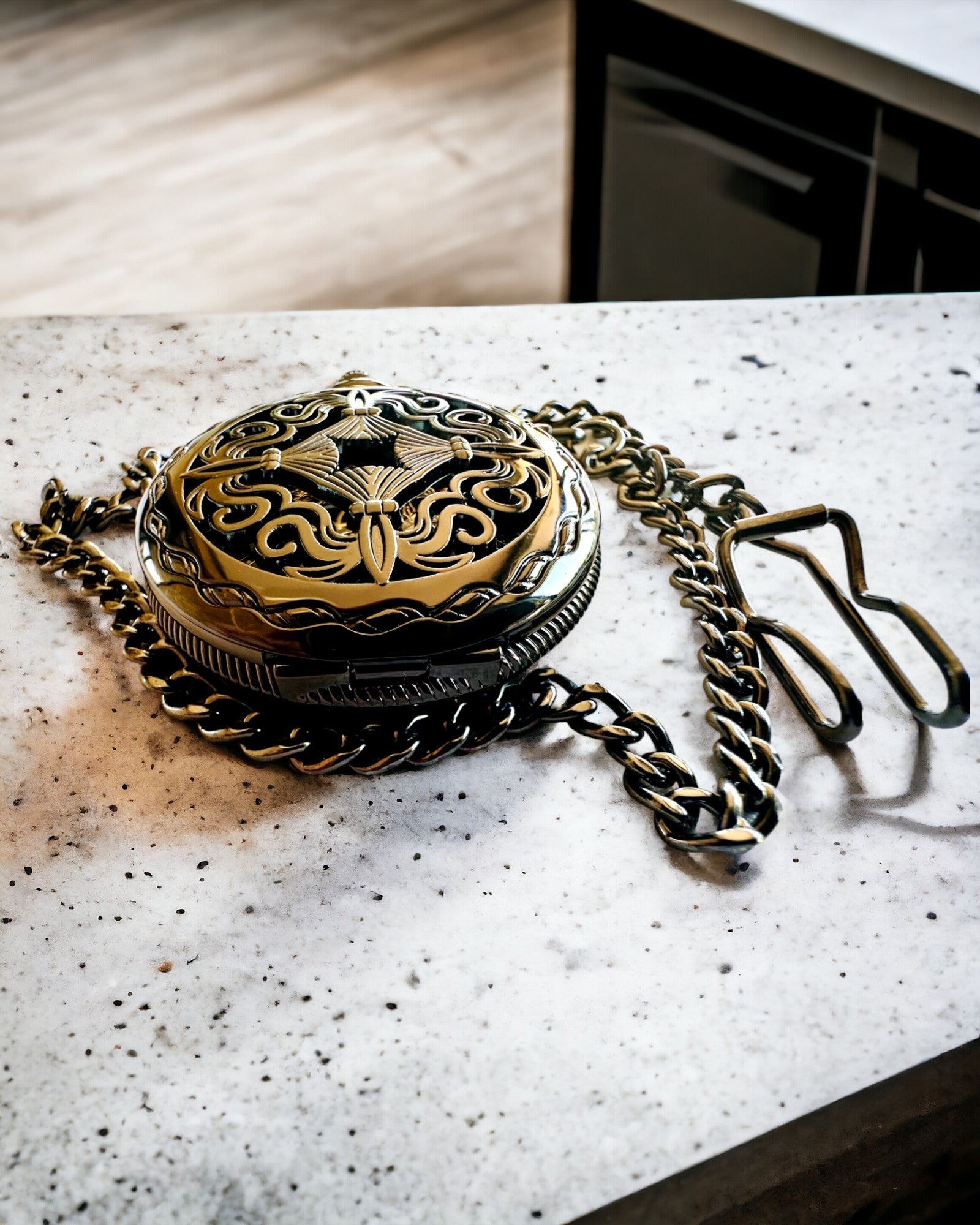 "Czas Mistrzów" Zsebóra - Prémium Kiadás Gravírozási Lehetőséggel