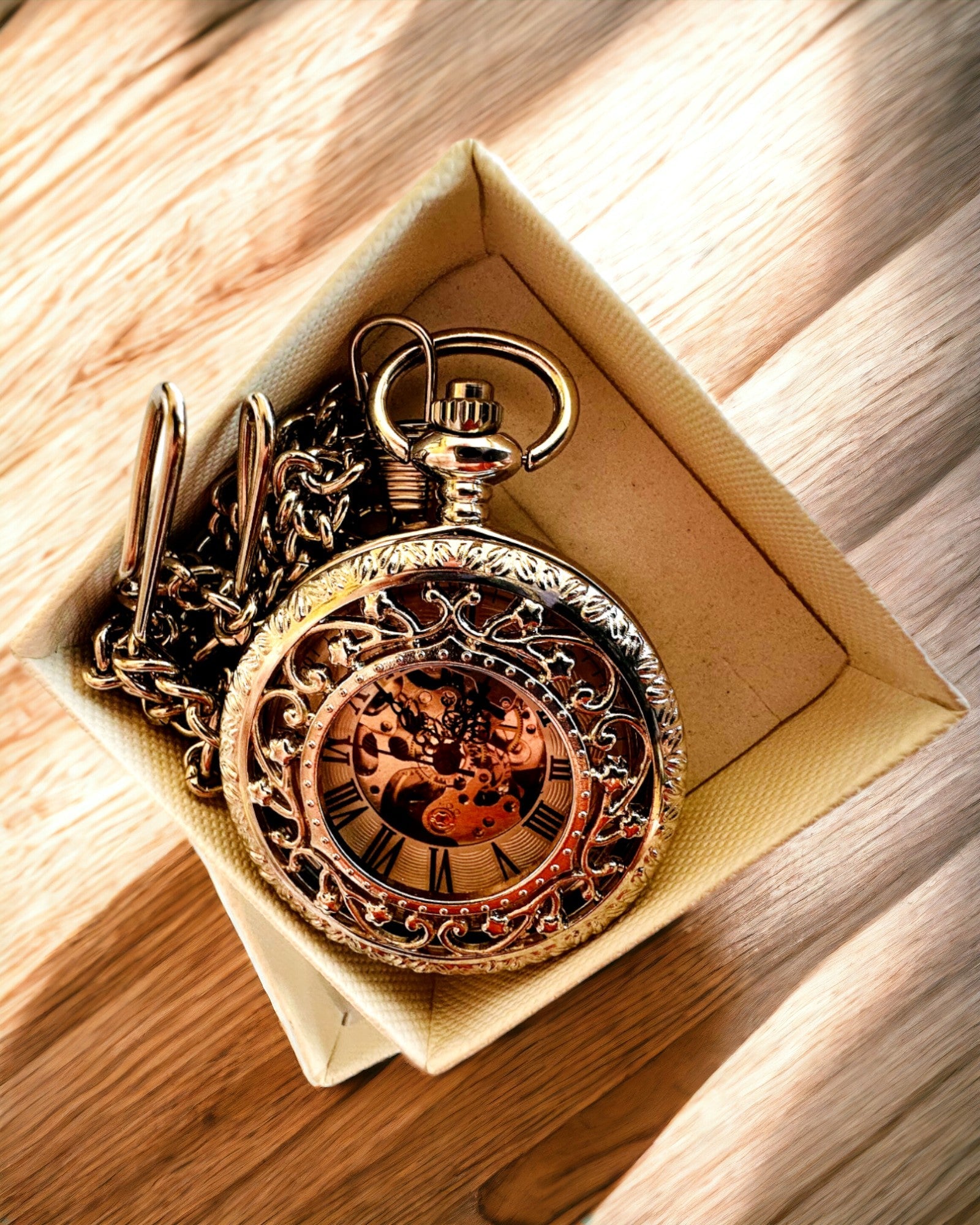 Ezüst "Vintage Elegance" zsebóra, gravírozással személyre szabható