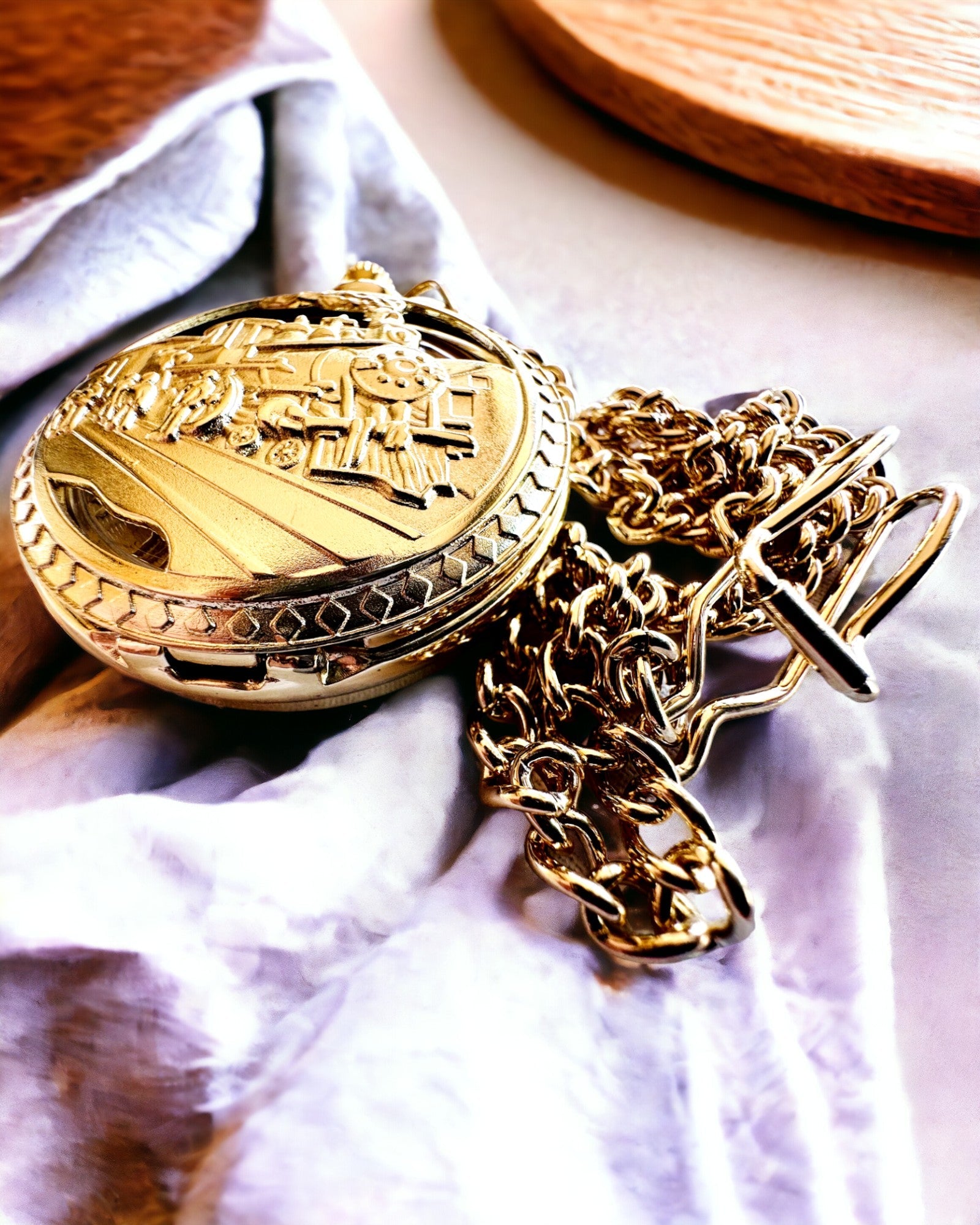 Zsebóra "Imperial Train", gravírozási lehetőséggel, arany színben