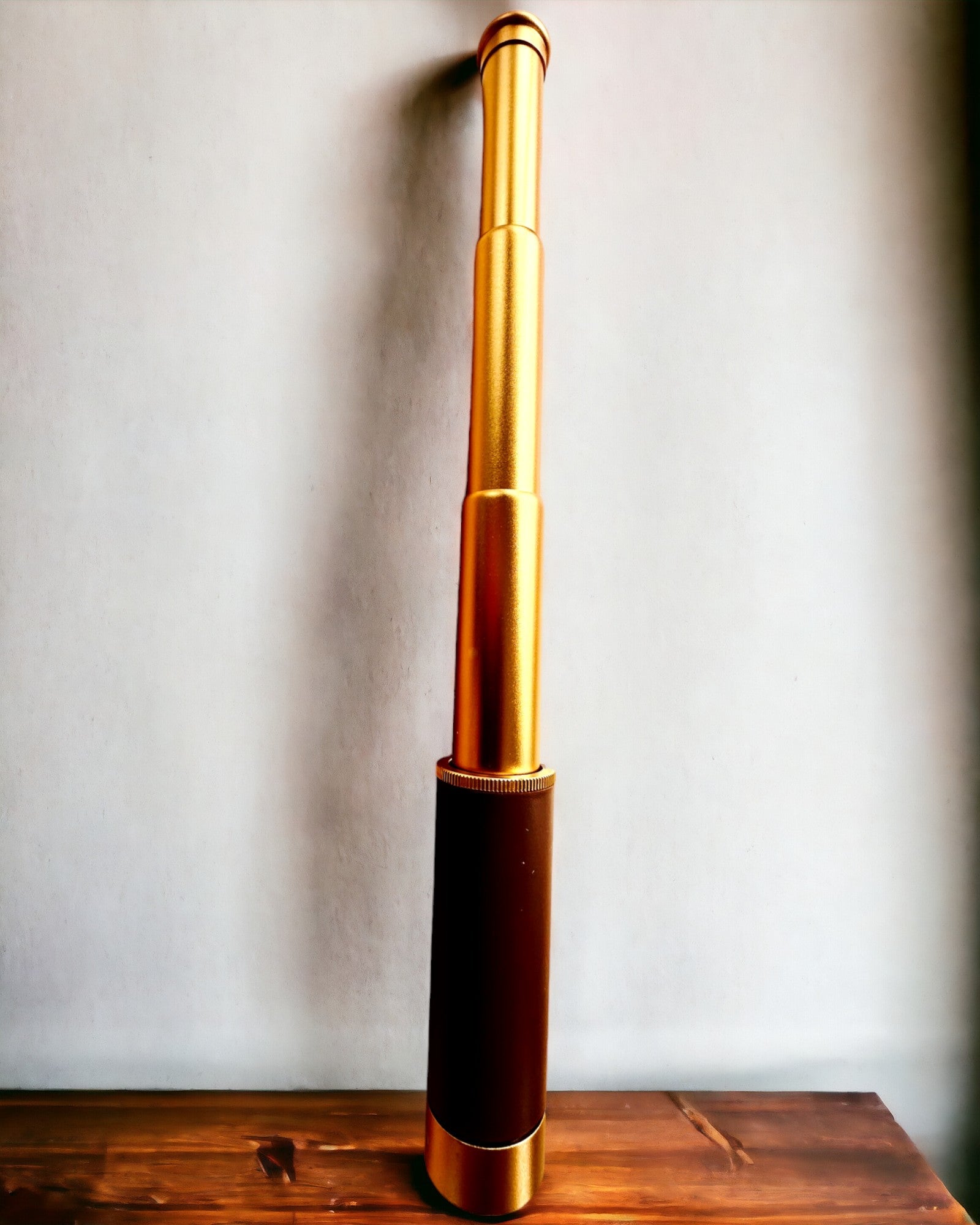 Explorer 25x30 Monokuláris Távcső - Hordozható, Összecsukható Kézi Teleszkóp, személyre szabható gravírozással