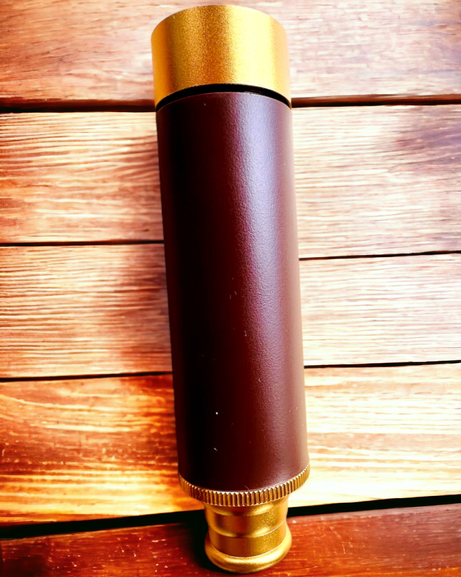 Explorer 25x30 Monokuláris Távcső - Hordozható, Összecsukható Kézi Teleszkóp, személyre szabható gravírozással