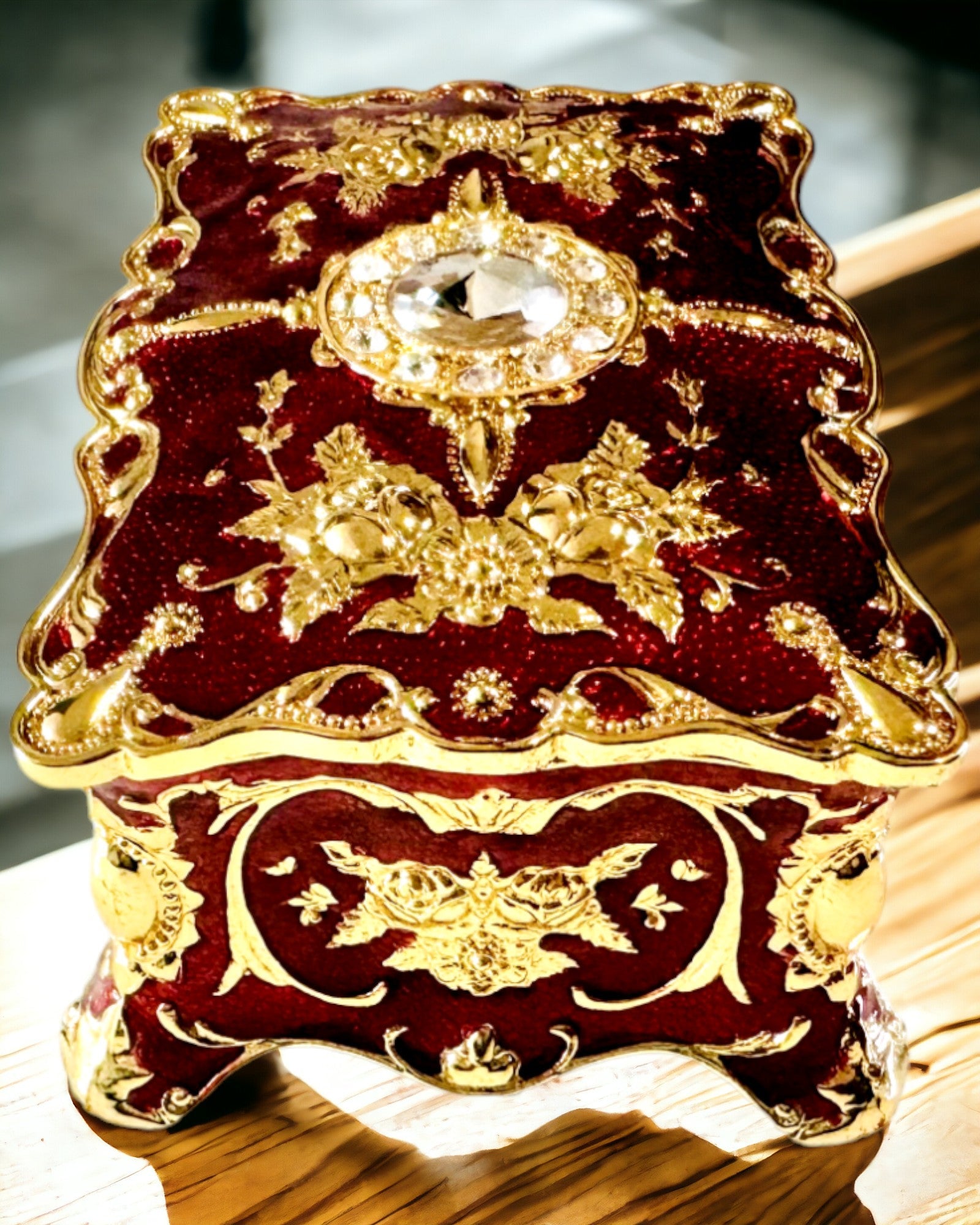 Vintage stílusú ékszerdoboz, szervező – Díszítő elemekkel ellátott fém kincsesláda