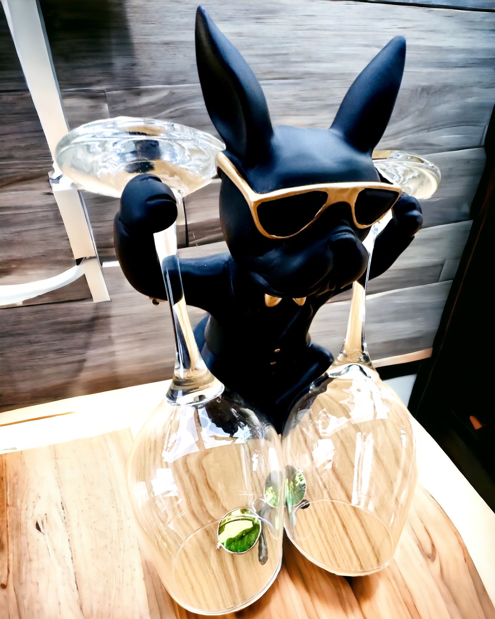 Figurka Bulldog Elegance - Exkluzív pohártartó, gravírozási lehetőséggel