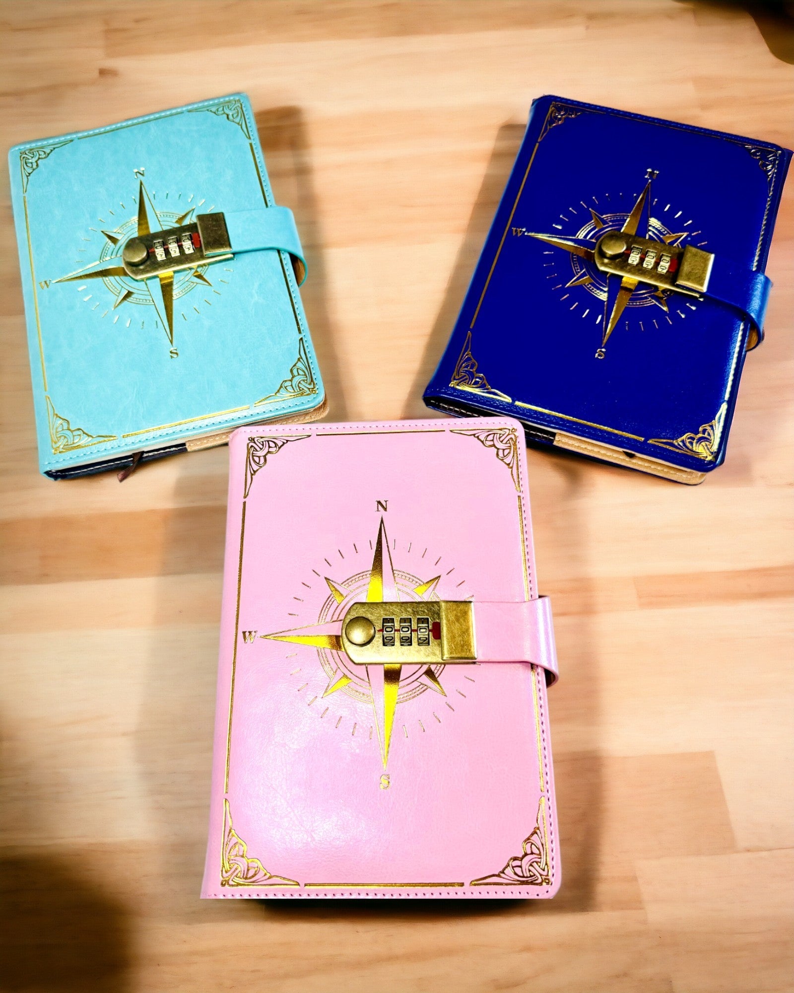 Notatnik Premium z Zamkiem Szyfrowym A5 - Styl Vintage z Kompasem, Japoński Design, Artykuły Papiernicze dla Studentów i Biznesu. Personalizacja grawerem