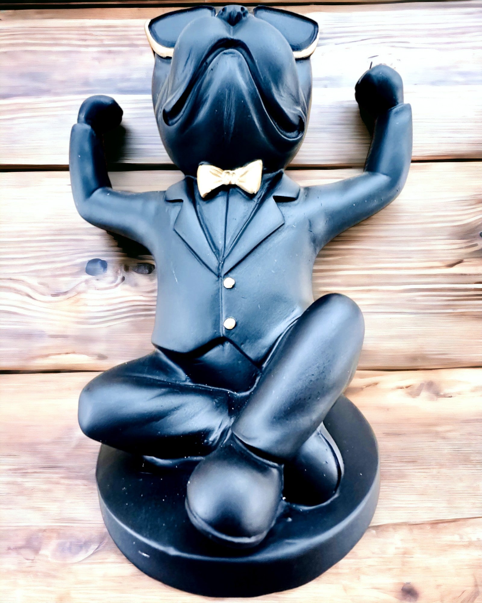 Figurka Bulldog Elegance - Exkluzív pohártartó, gravírozási lehetőséggel
