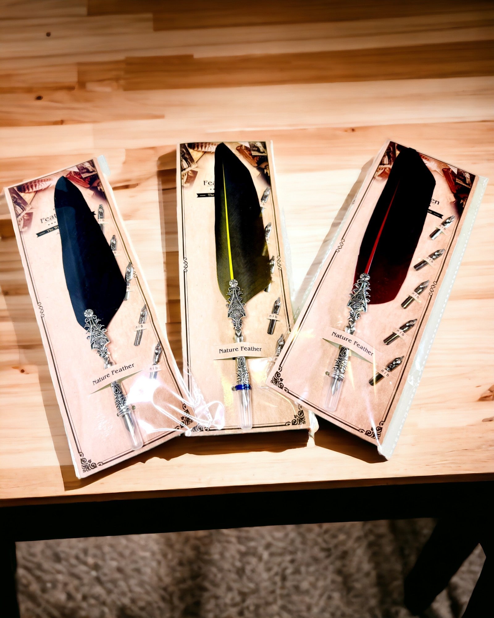 Vintage Kalligráfia Toll Természetes Lúdtollal – Ideális Ajándék Anyák Napjára vagy Tanároknak. Gravírozás