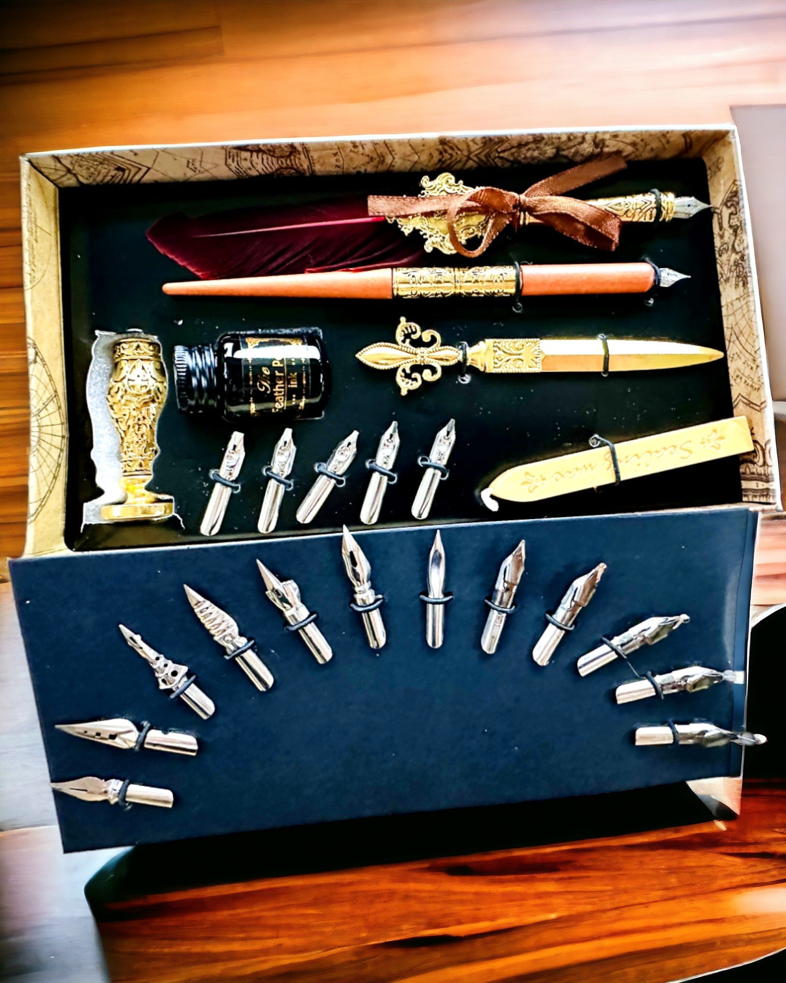 Exkluzív Kalligráfia Készlet, mártogatós töltőtoll és tintakészlet, személyre szabott gravírozással