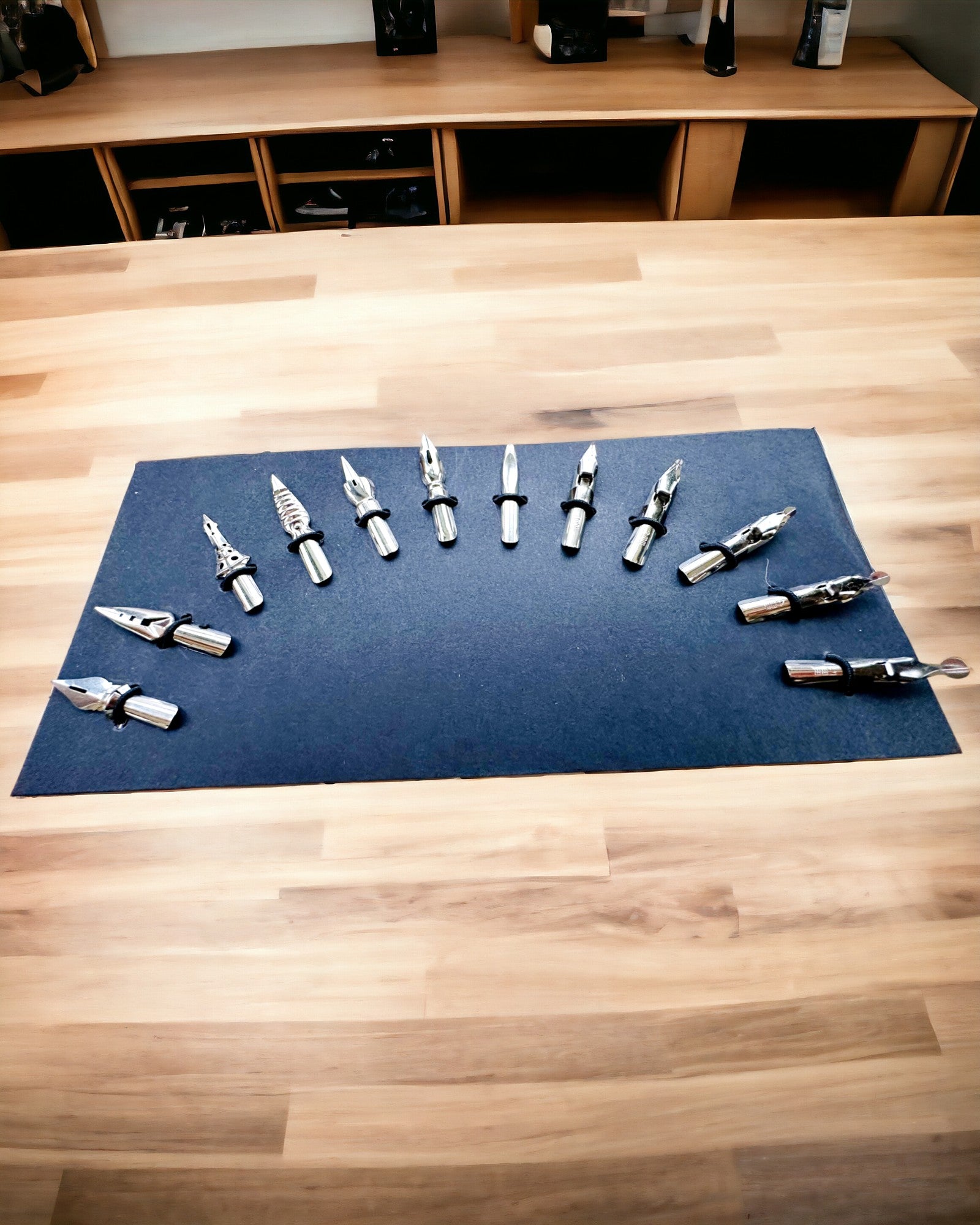 Exkluzív Kalligráfia Készlet, mártogatós töltőtoll és tintakészlet, személyre szabott gravírozással