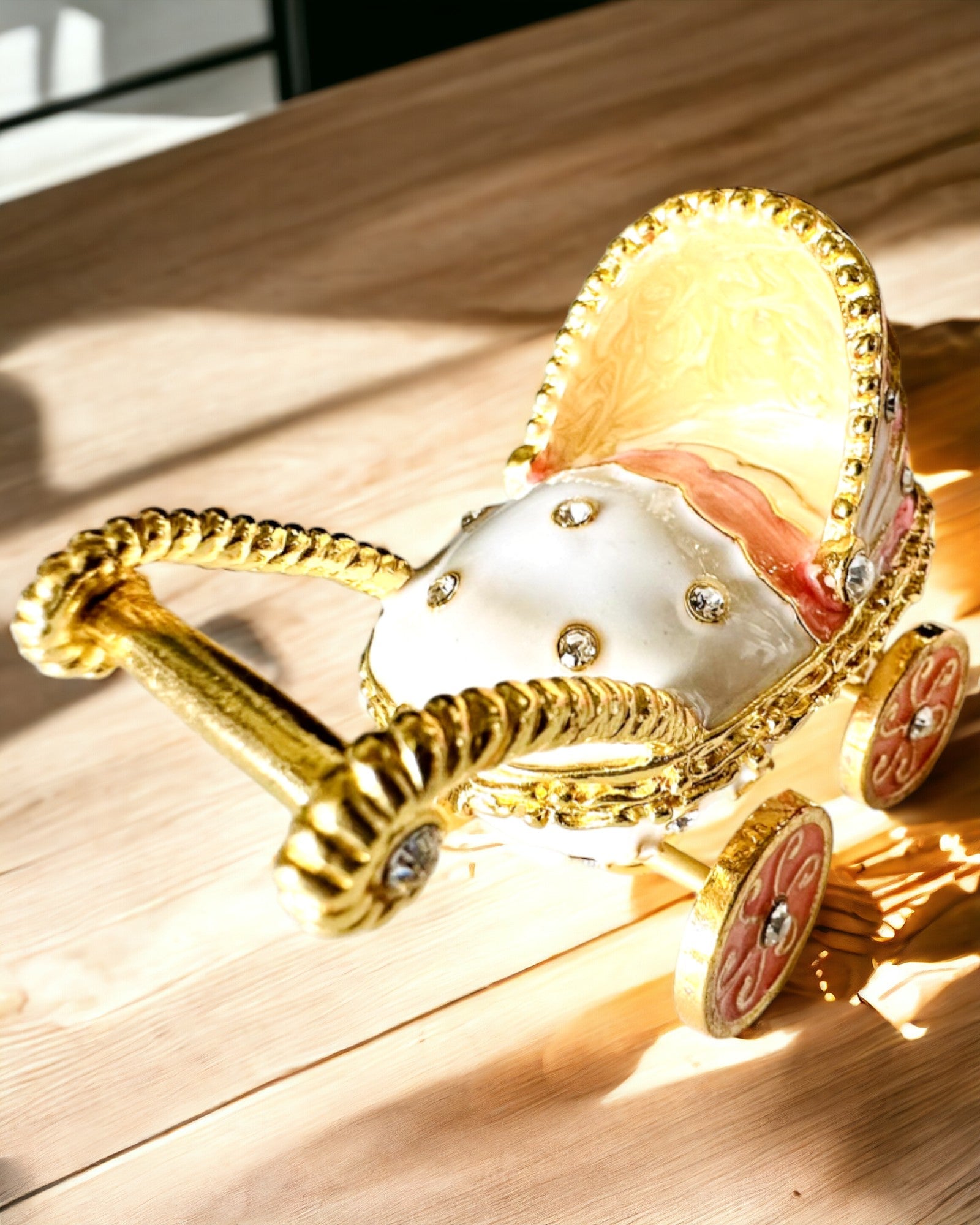 Kis Mesebeli Ékszerkocsi, kincsek - Királyi Elegancia, személyre szabás gravírozással