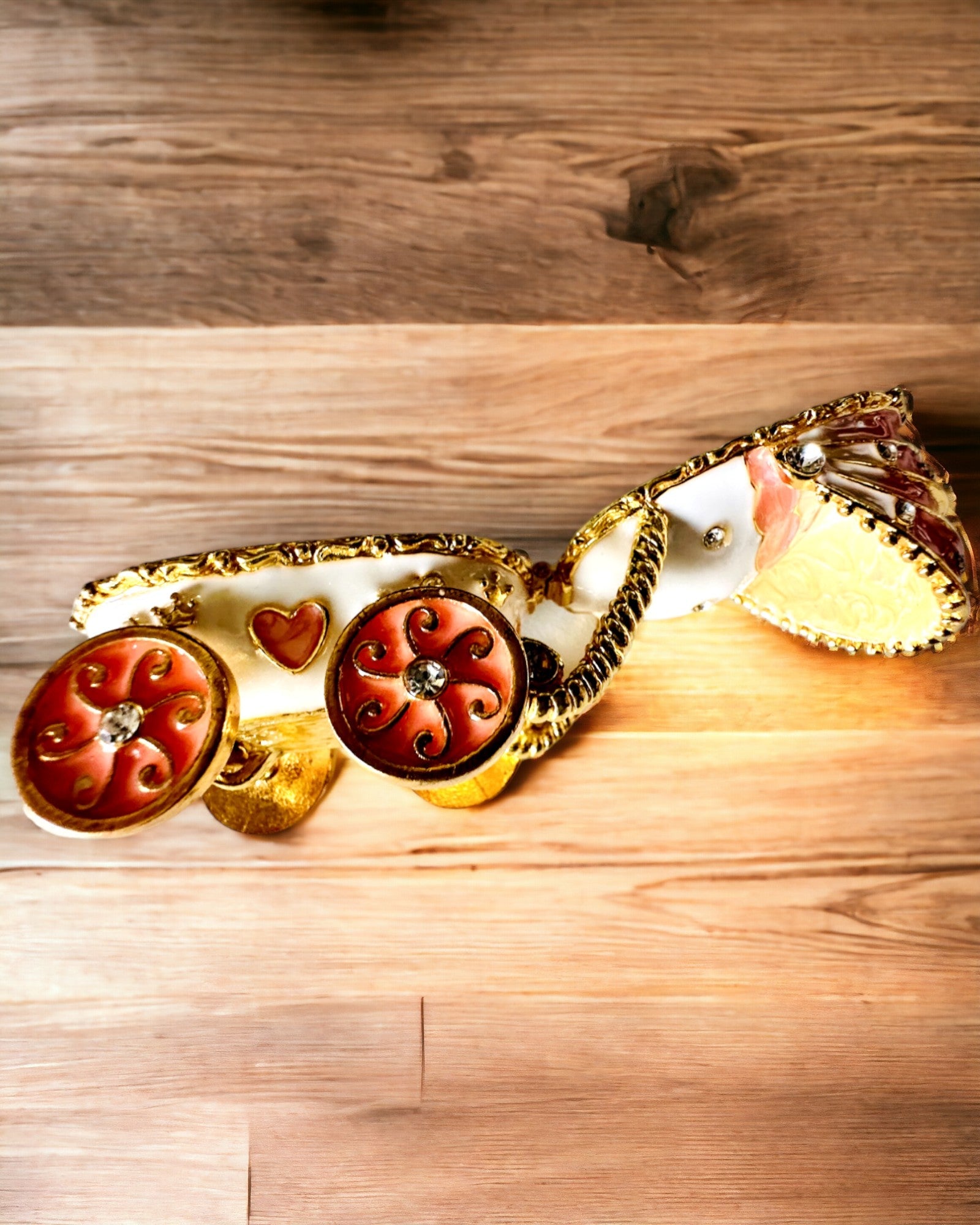 Kis Mesebeli Ékszerkocsi, kincsek - Királyi Elegancia, személyre szabás gravírozással