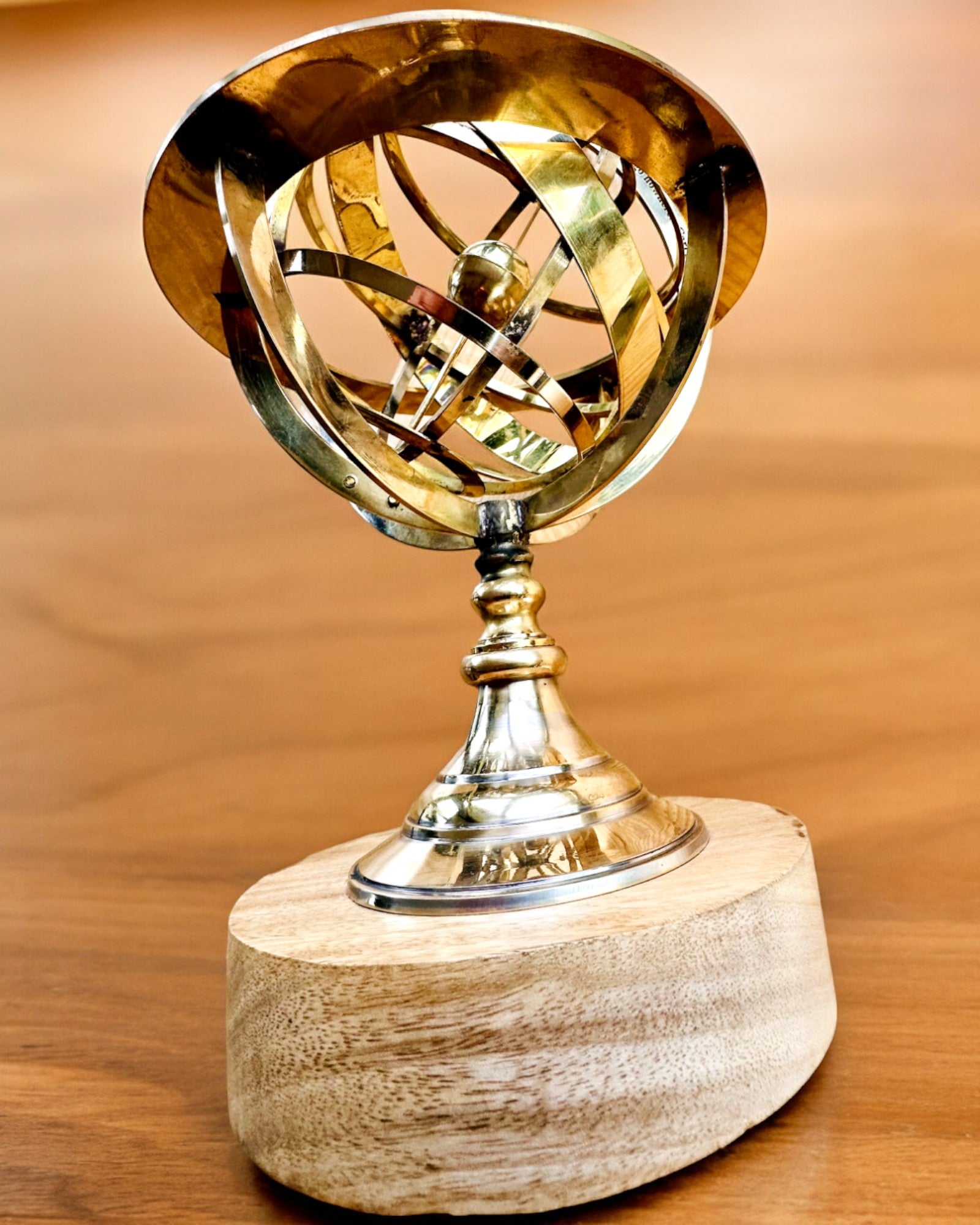 Astrolabium Artis - Kézzel Készített Gravírozási Lehetőséggel, irodai dekoráció, prémium