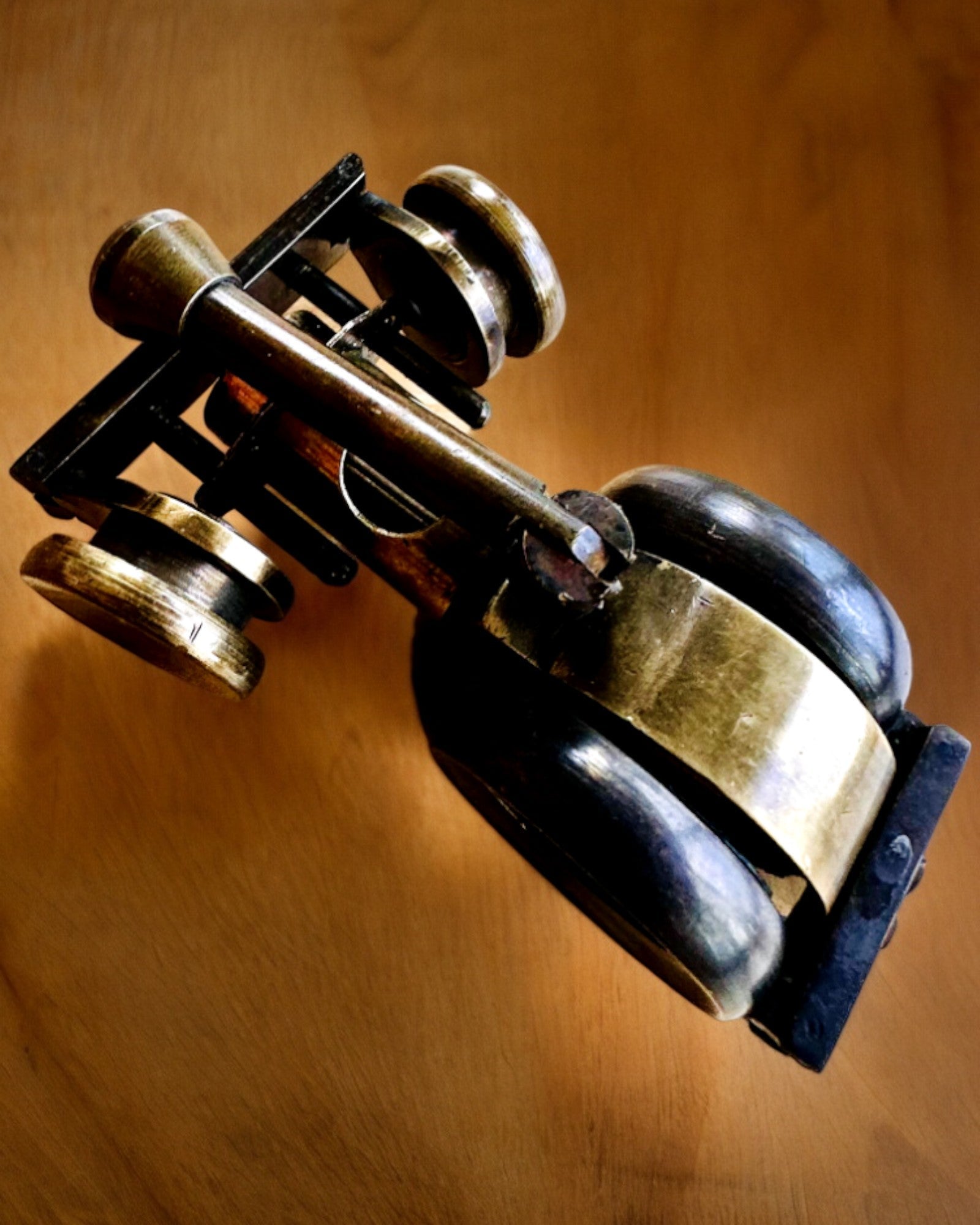 Binocular Nautica - Exkluzív Vintage Kiegészítő - Kézzel Készített Gravírozási Lehetőséggel, irodai dekoráció, prémium