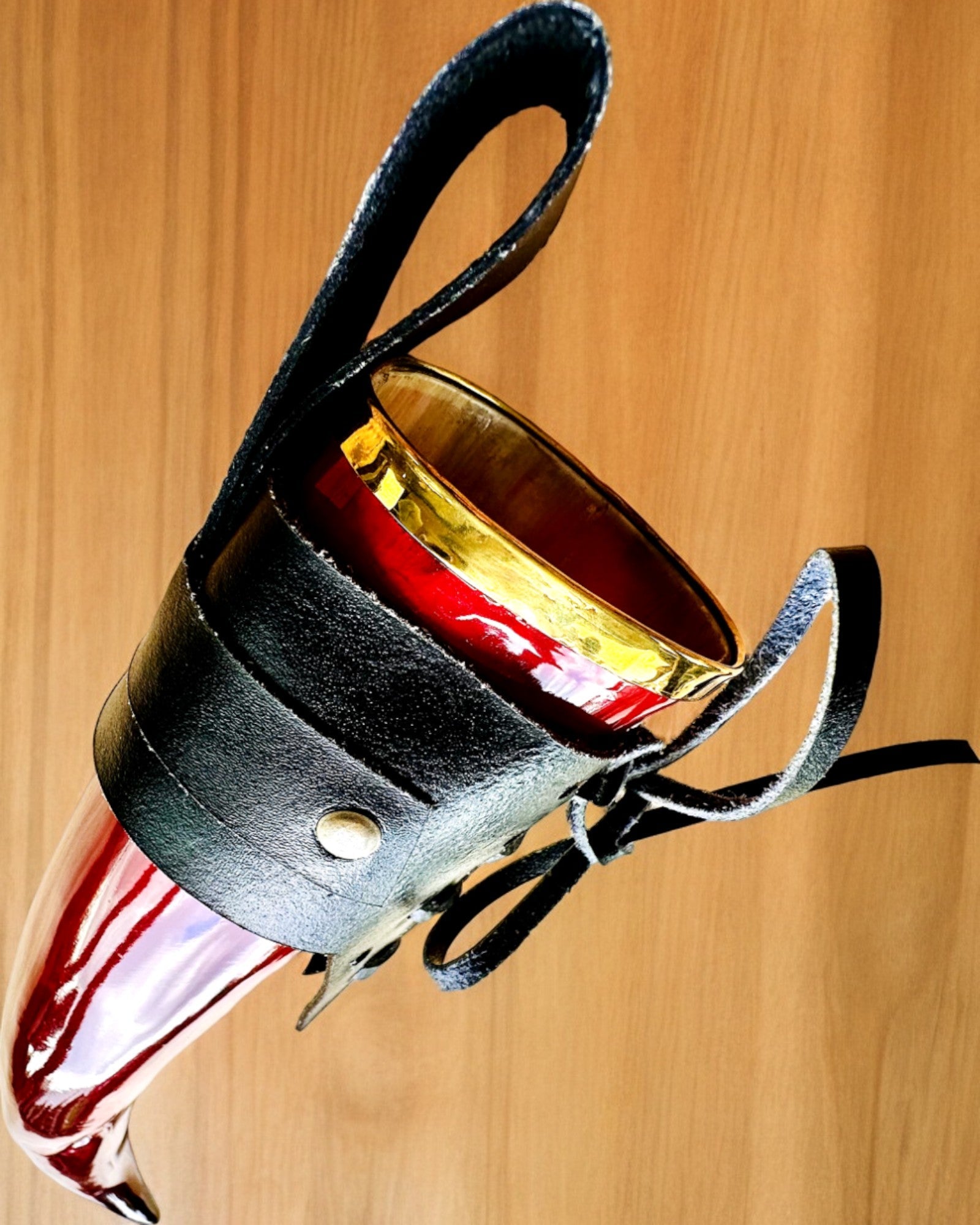 Harcos szarukupa - Piros - gravírozással személyre szabható