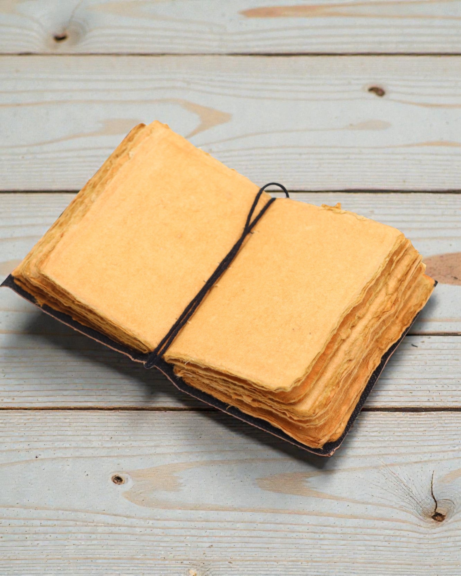 Narratio Anima – Bőr jegyzetfüzet: Azok a történetek, amelyeket magamnak mesélek