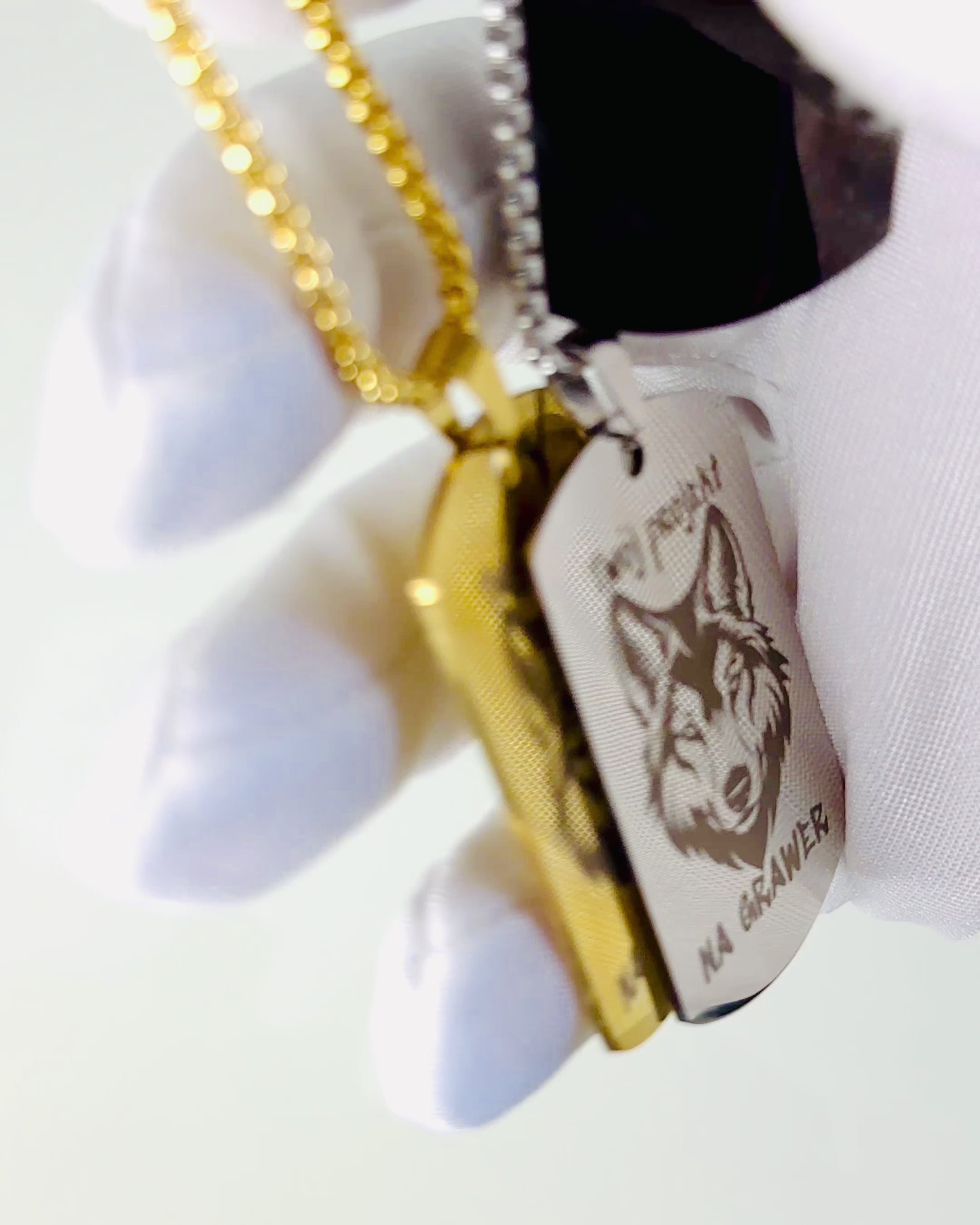 Gravírozott Katonai Medál - Retro Stílus Különböző Színekben