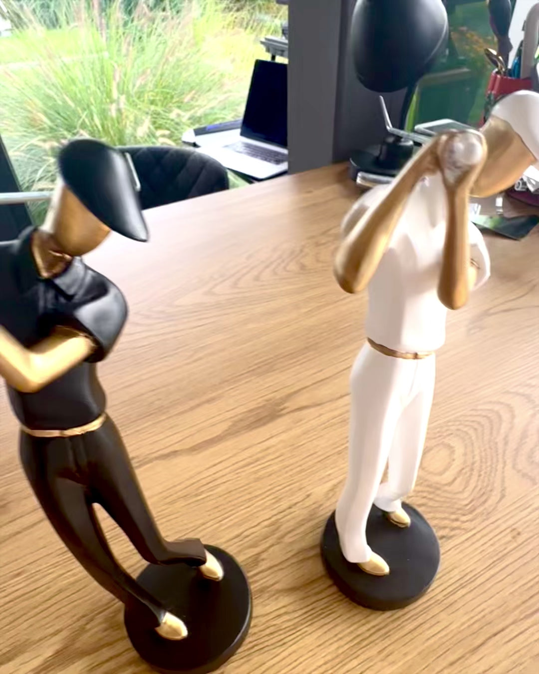 „Swing Elegance” golfozó figura, 24 cm magas, dekoratív, gravírozható ajándékba