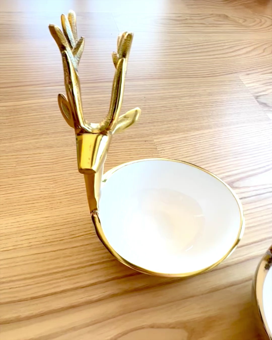 Elegancka miseczka Rogate Piękno – Rękodzieło z Indii, personalizacja grawerem