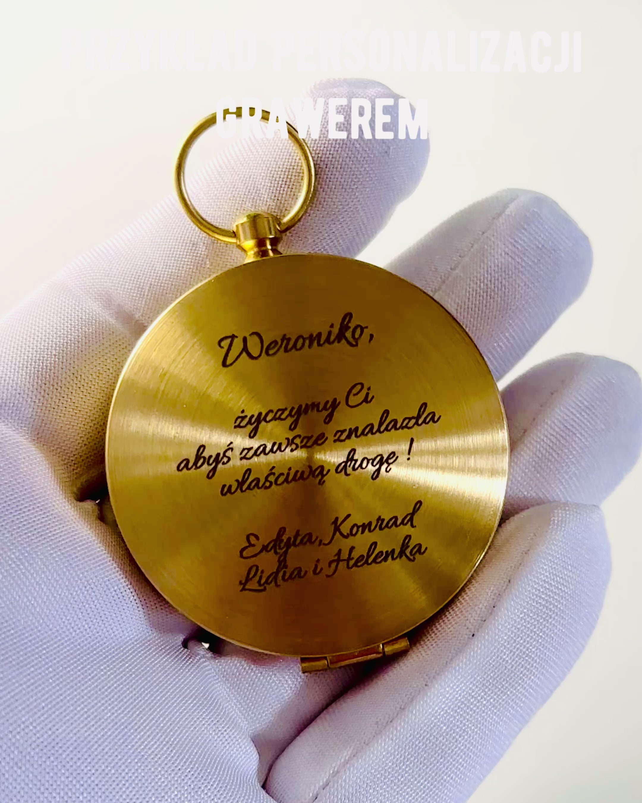 Retro Stílusú Navigációs Iránytű – Hordozható és Precíz Iránymeghatározó Eszköz Utazók és Felfedezők Számára. Gravírozás, személyre szabás.