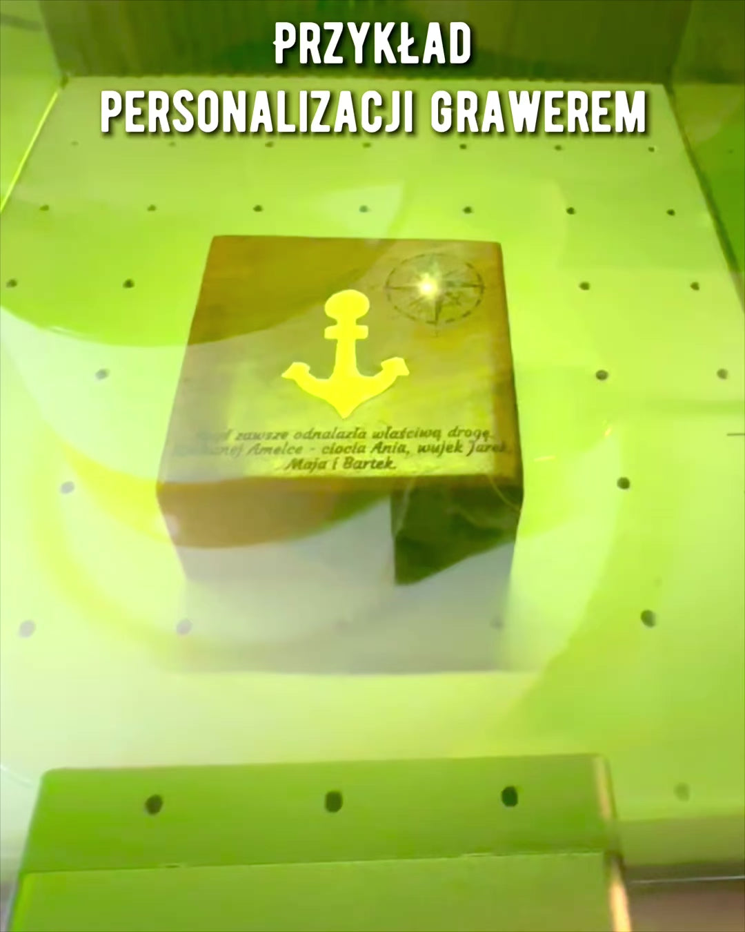 "Maritime" kompakt iránytű fa doboz - személyre szabható gravírozással