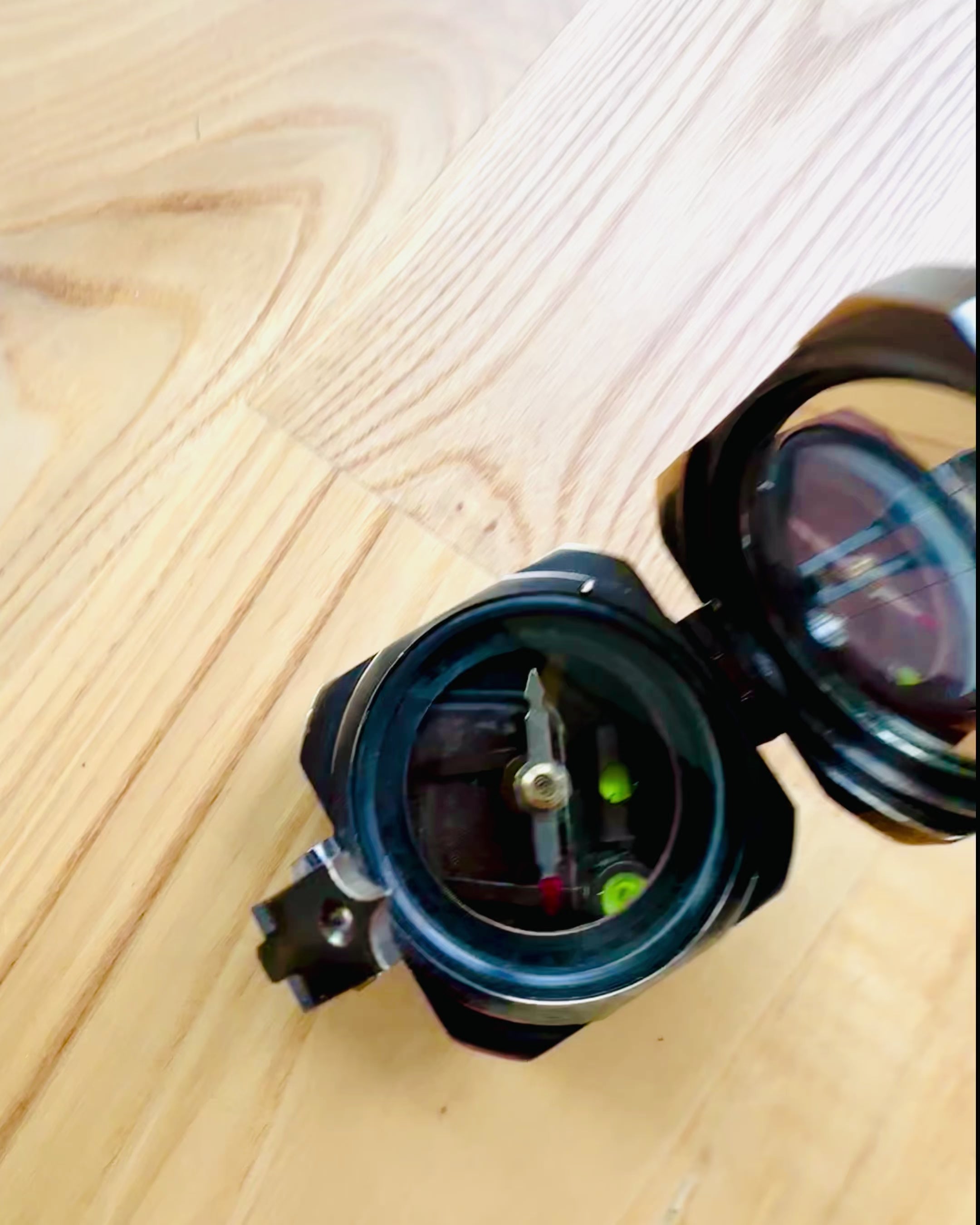 "Navigator" kapitányi, masszív, prémium iránytű - személyre szabható gravírozással