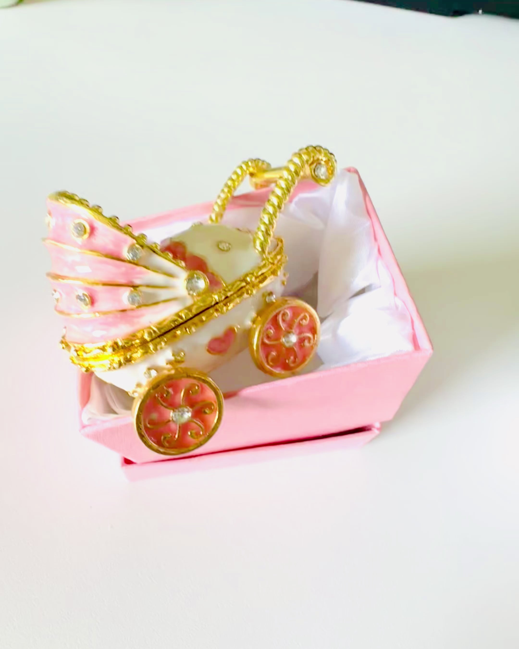 Kis Mesebeli Ékszerkocsi, kincsek - Királyi Elegancia, személyre szabás gravírozással