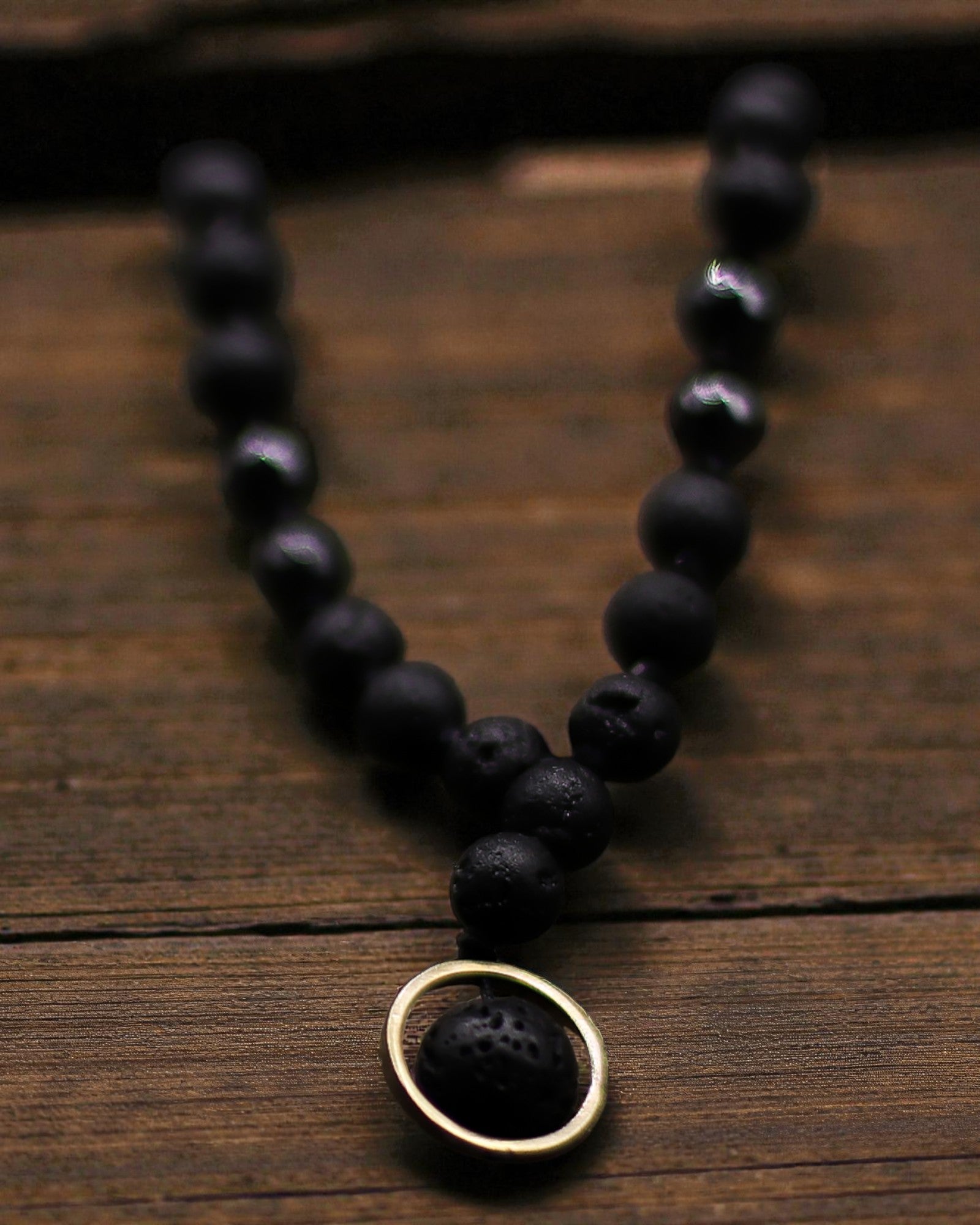 Naszyjnik Esencja Wulkanu – Odrodzenie i Odnowa