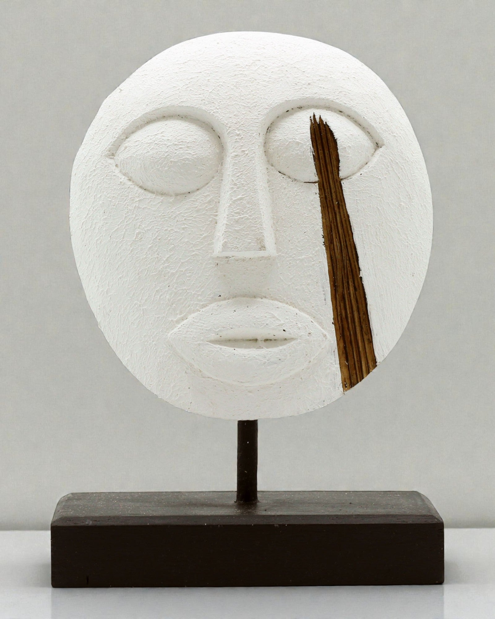 Timori maszk, az ősök őrzője 27x20 cm – Fehér